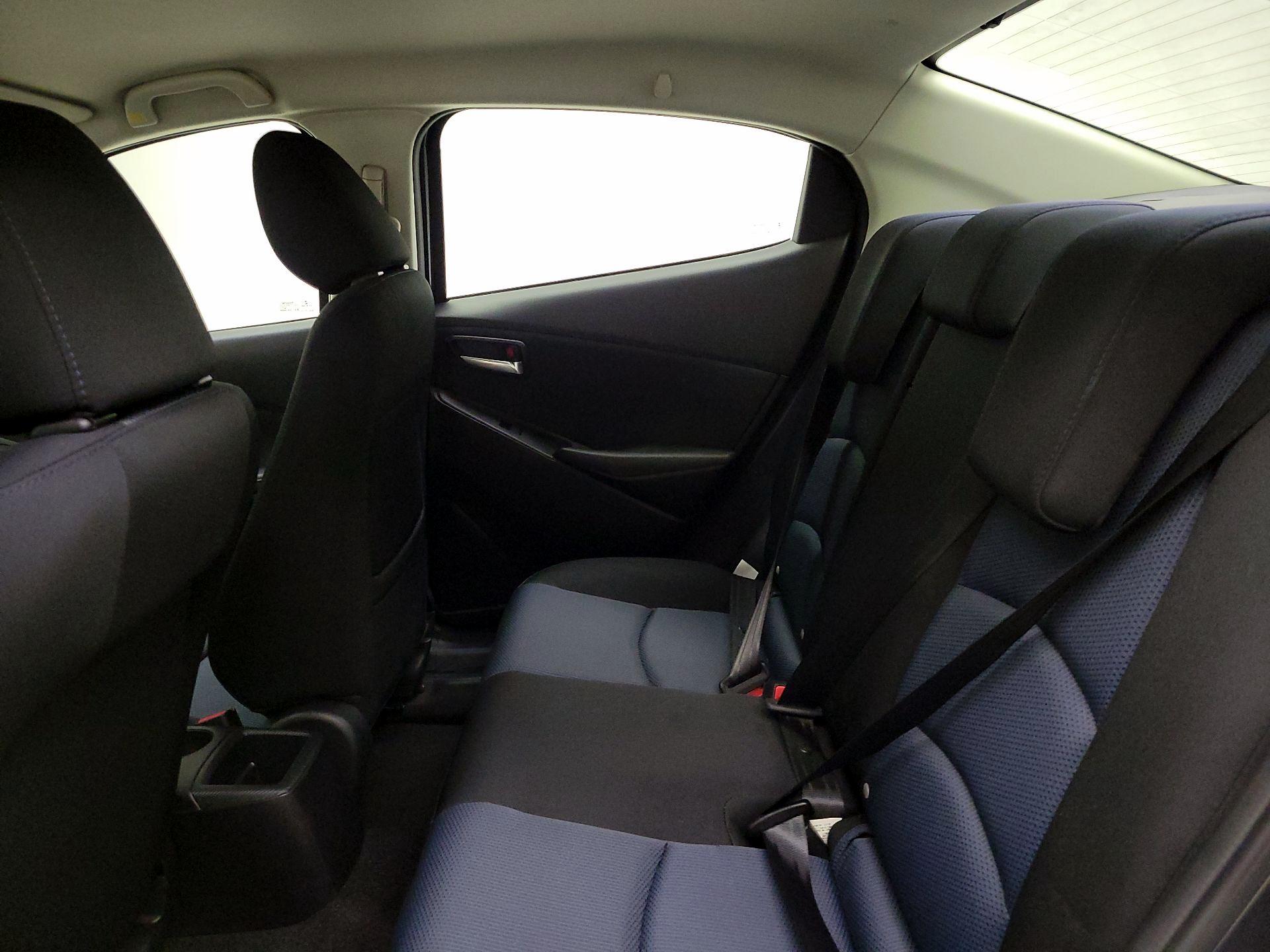 Thumbnail: 2017 Toyota Yaris iA - 20