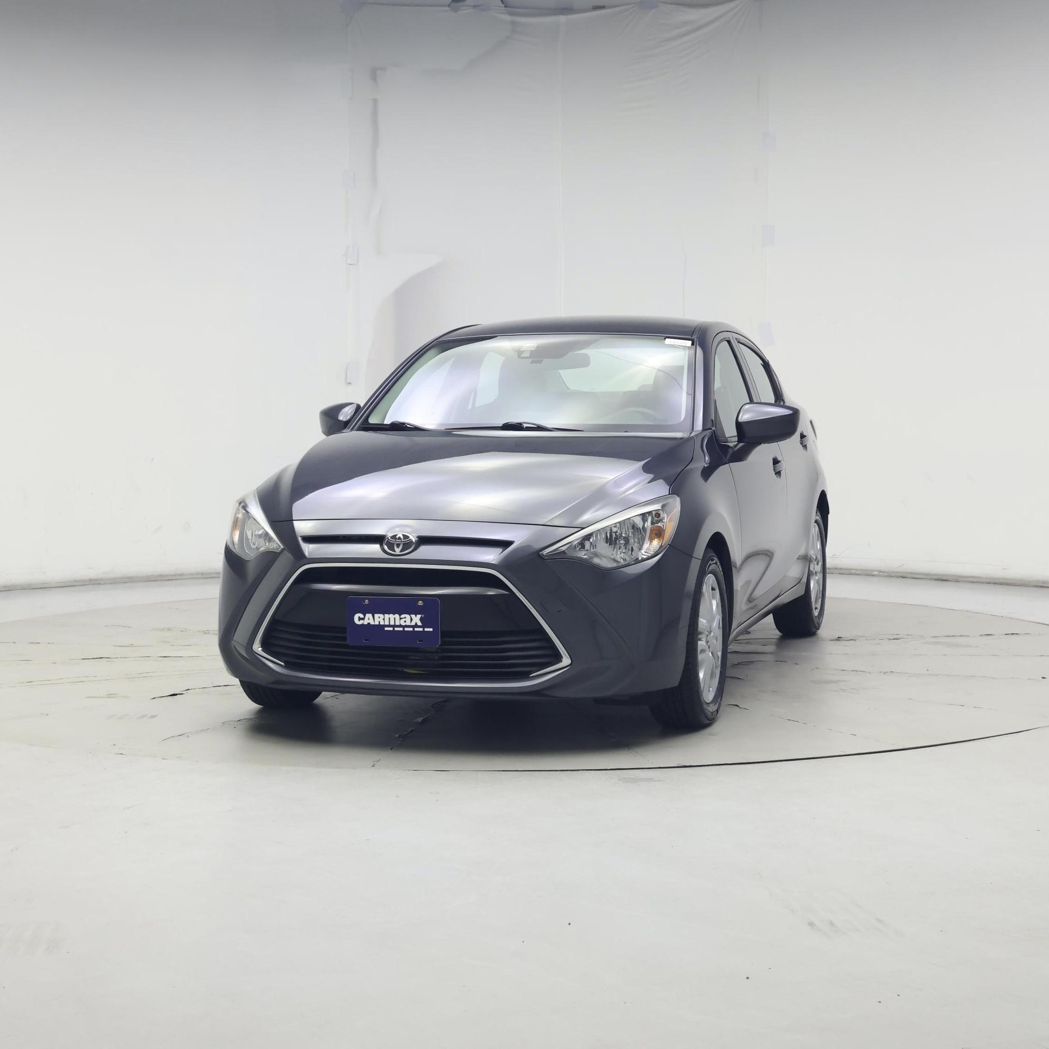 Thumbnail: 2017 Toyota Yaris iA - 4