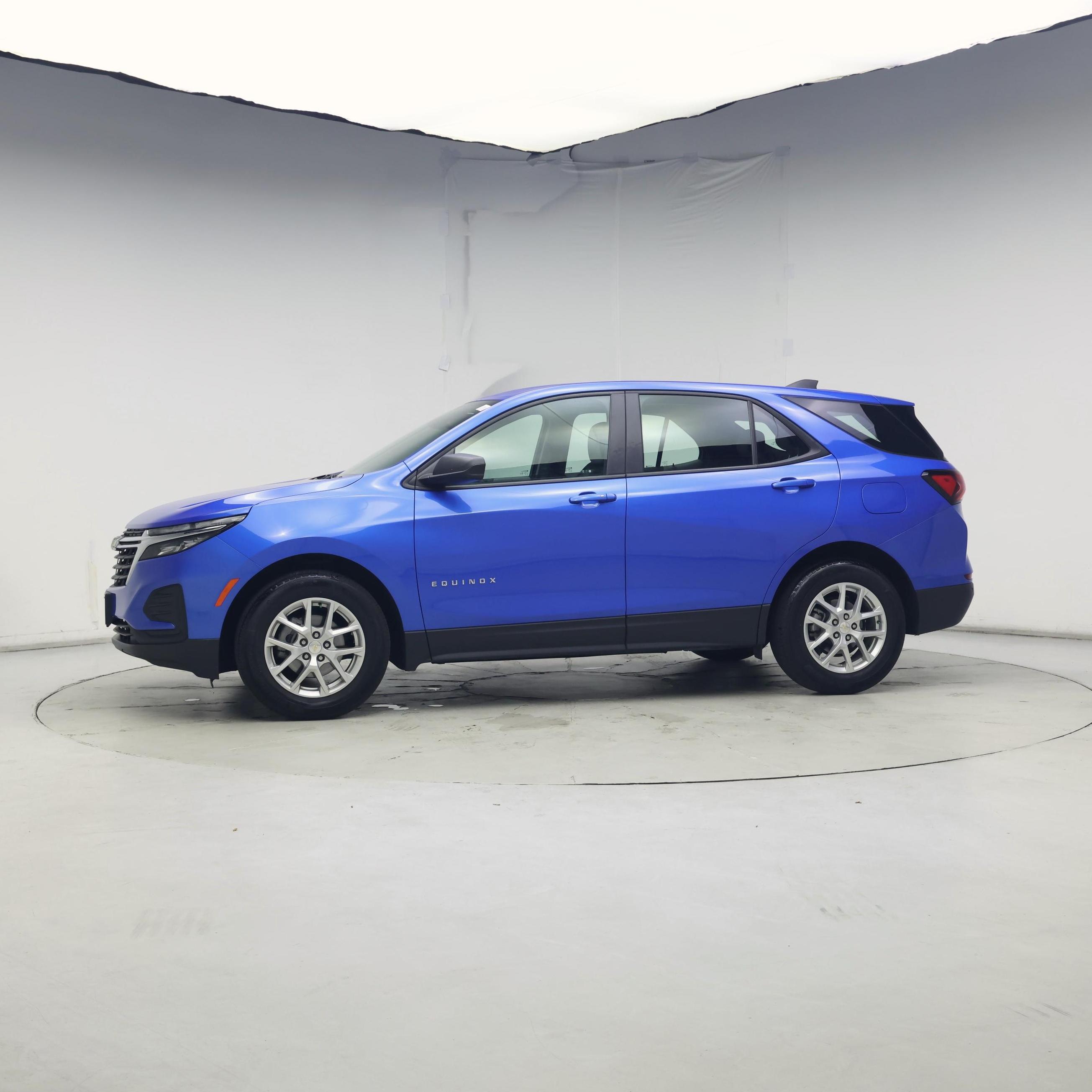 Thumbnail: 2024 Chevrolet Equinox - 3