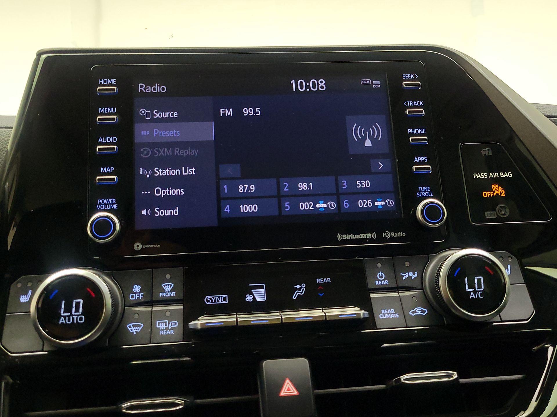 Thumbnail: 2021 Toyota Highlander - 15