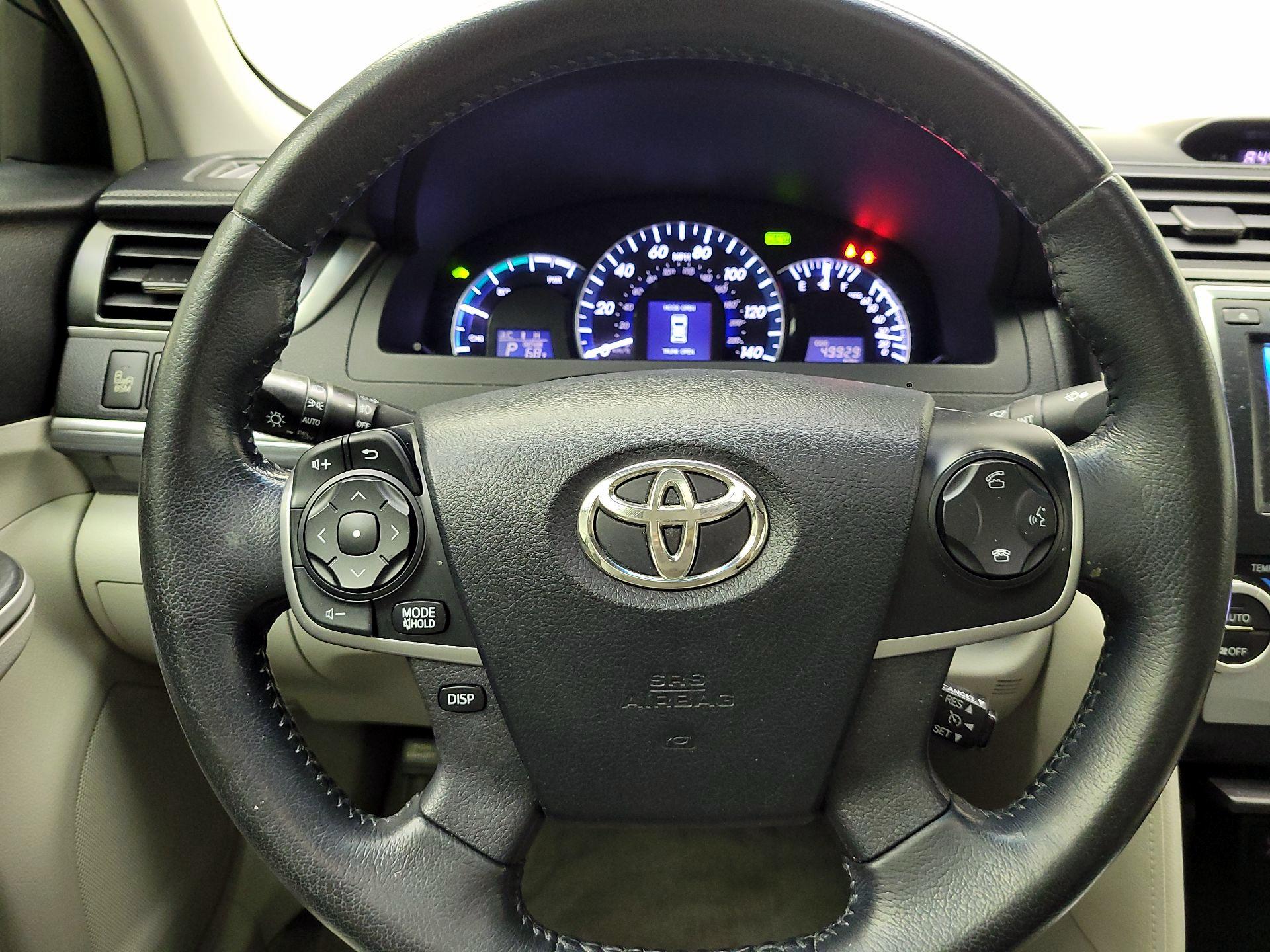 Thumbnail: 2013 Toyota Camry - 10