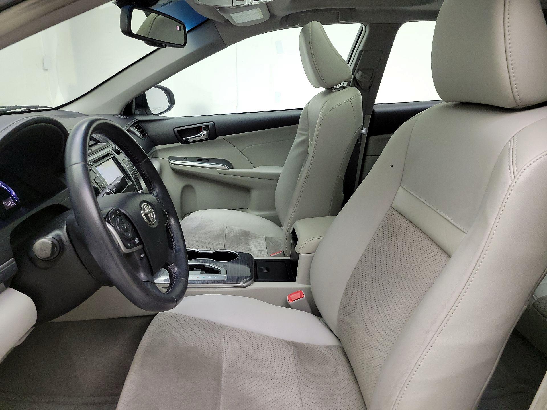Thumbnail: 2013 Toyota Camry - 11