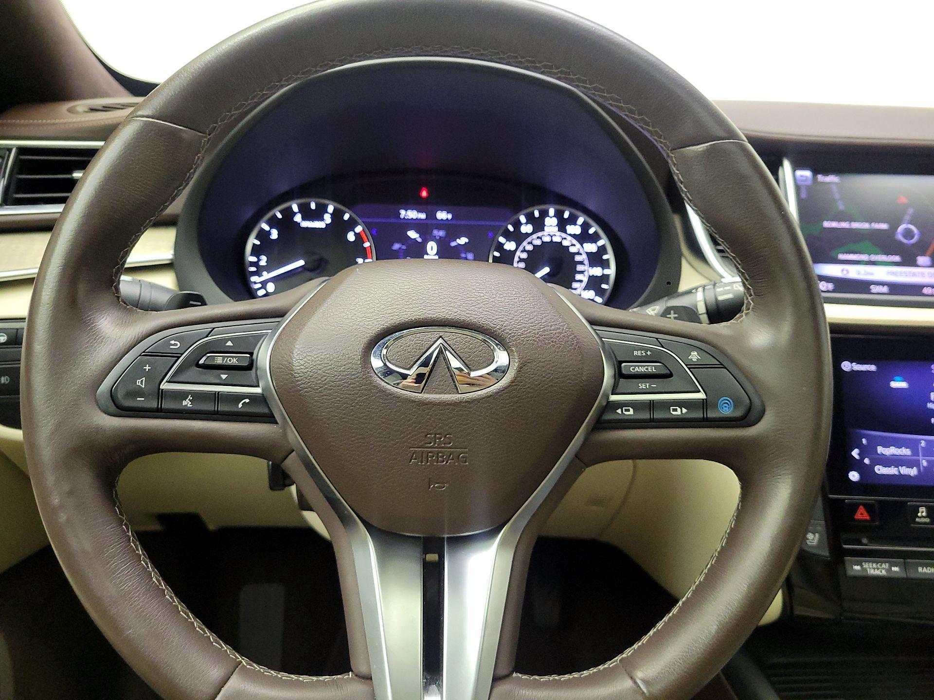 Thumbnail: 2019 INFINITI QX50 - 10