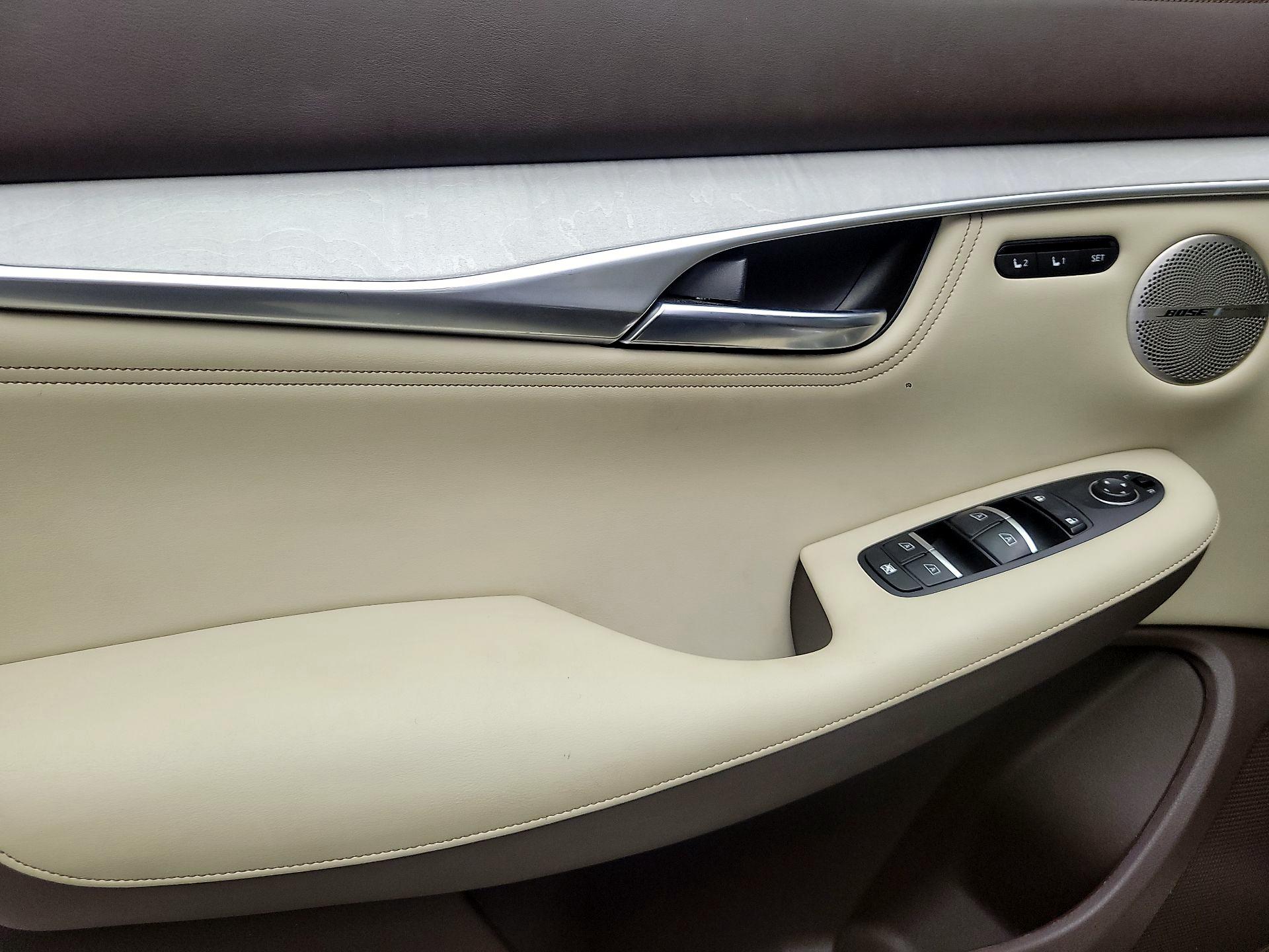 Thumbnail: 2019 INFINITI QX50 - 12