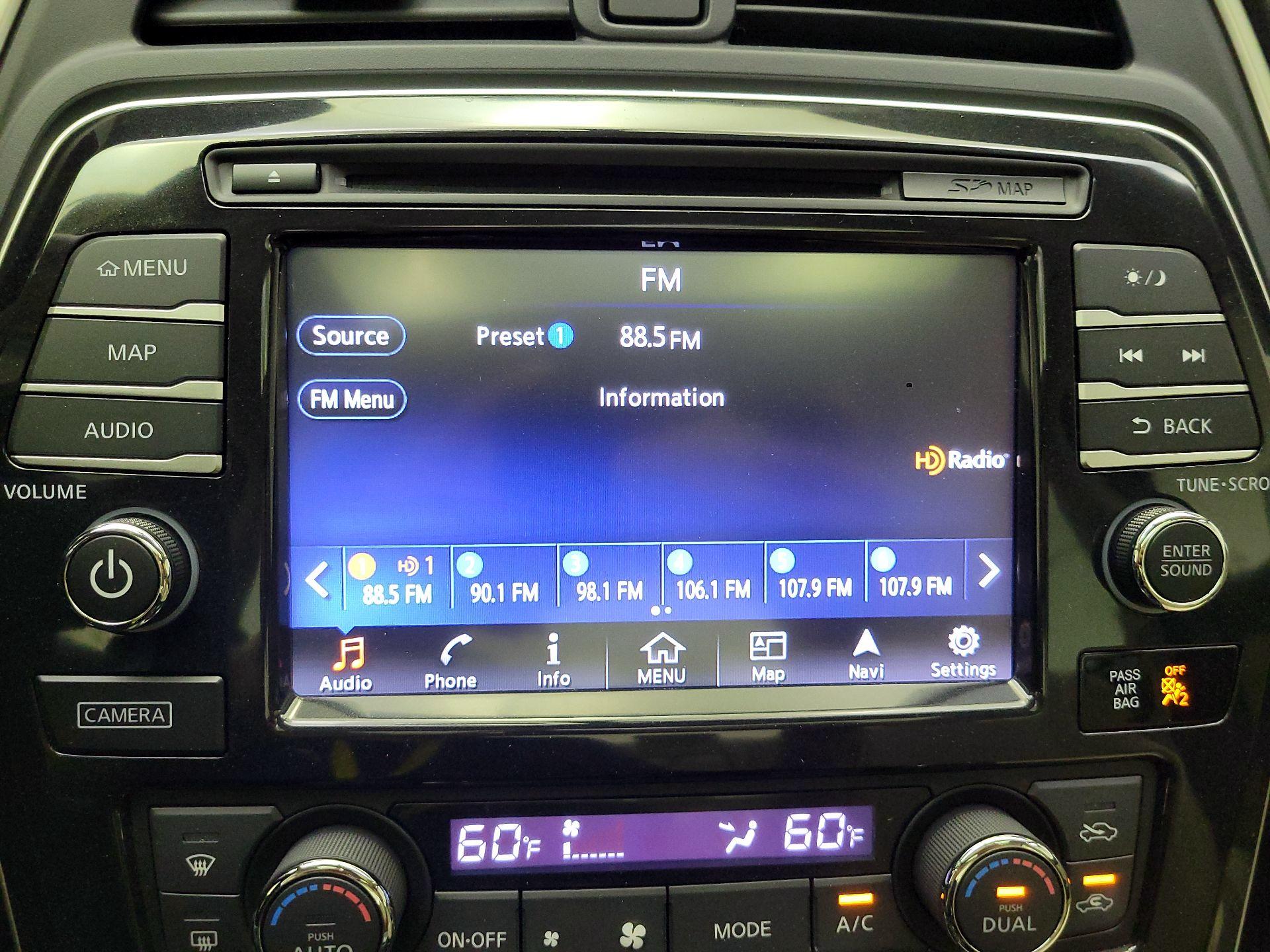 Thumbnail: 2016 Nissan Maxima - 16