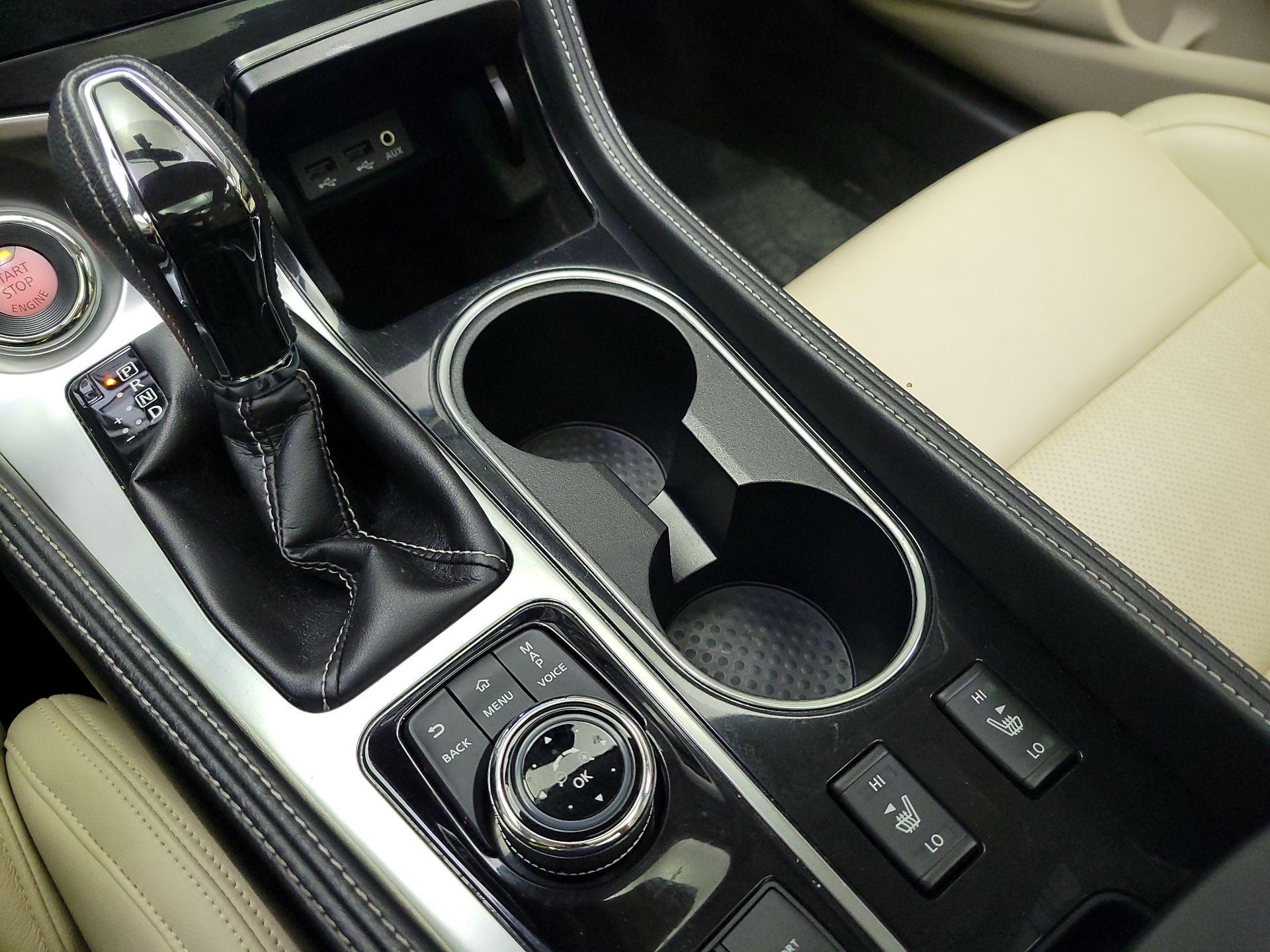Thumbnail: 2016 Nissan Maxima - 18