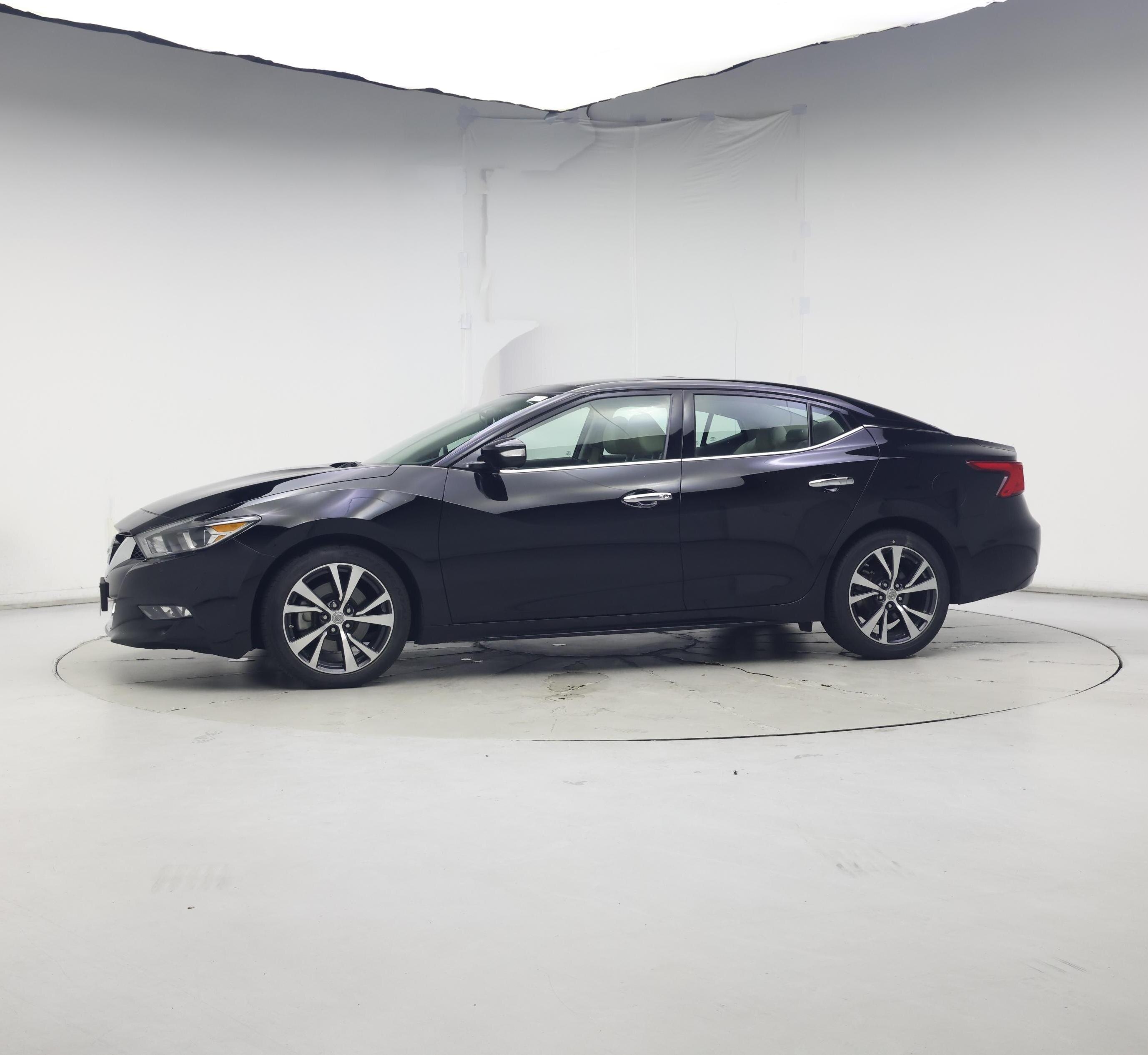 Thumbnail: 2016 Nissan Maxima - 3