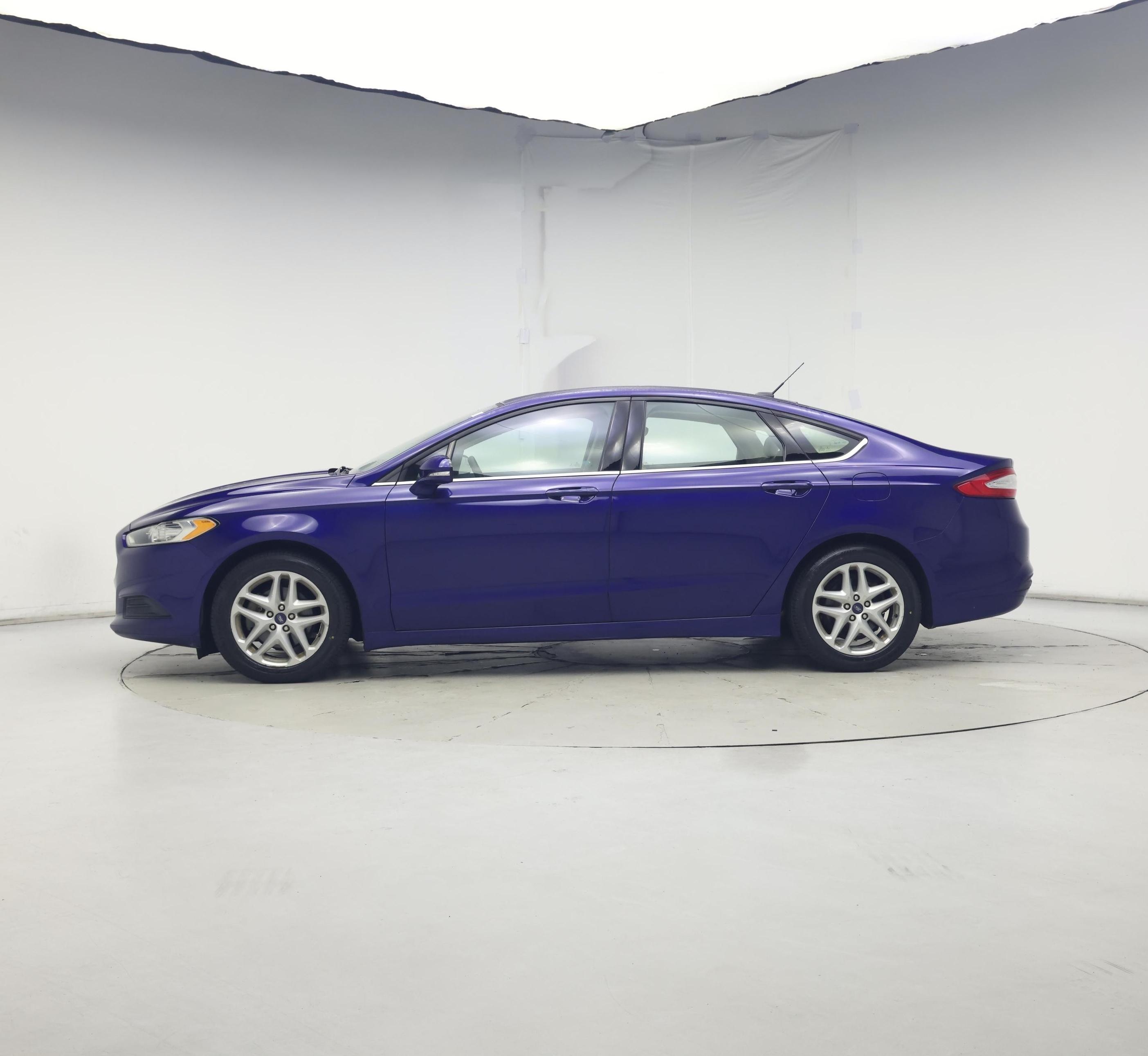 Thumbnail: 2014 Ford Fusion - 3