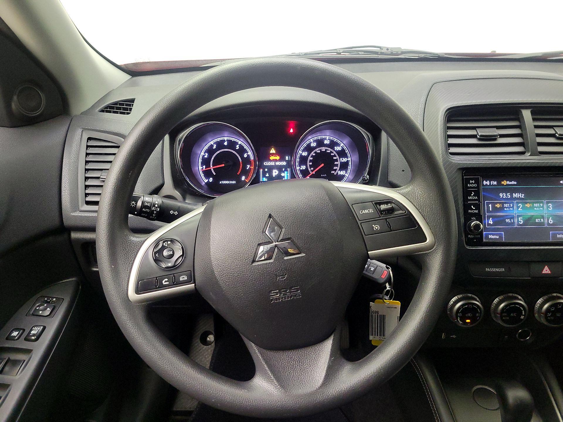 Thumbnail: 2021 Mitsubishi Outlander Sport - 10