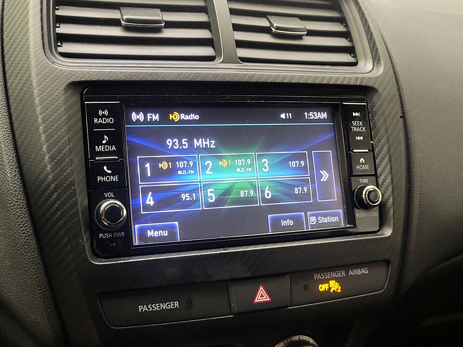 Thumbnail: 2021 Mitsubishi Outlander Sport - 15