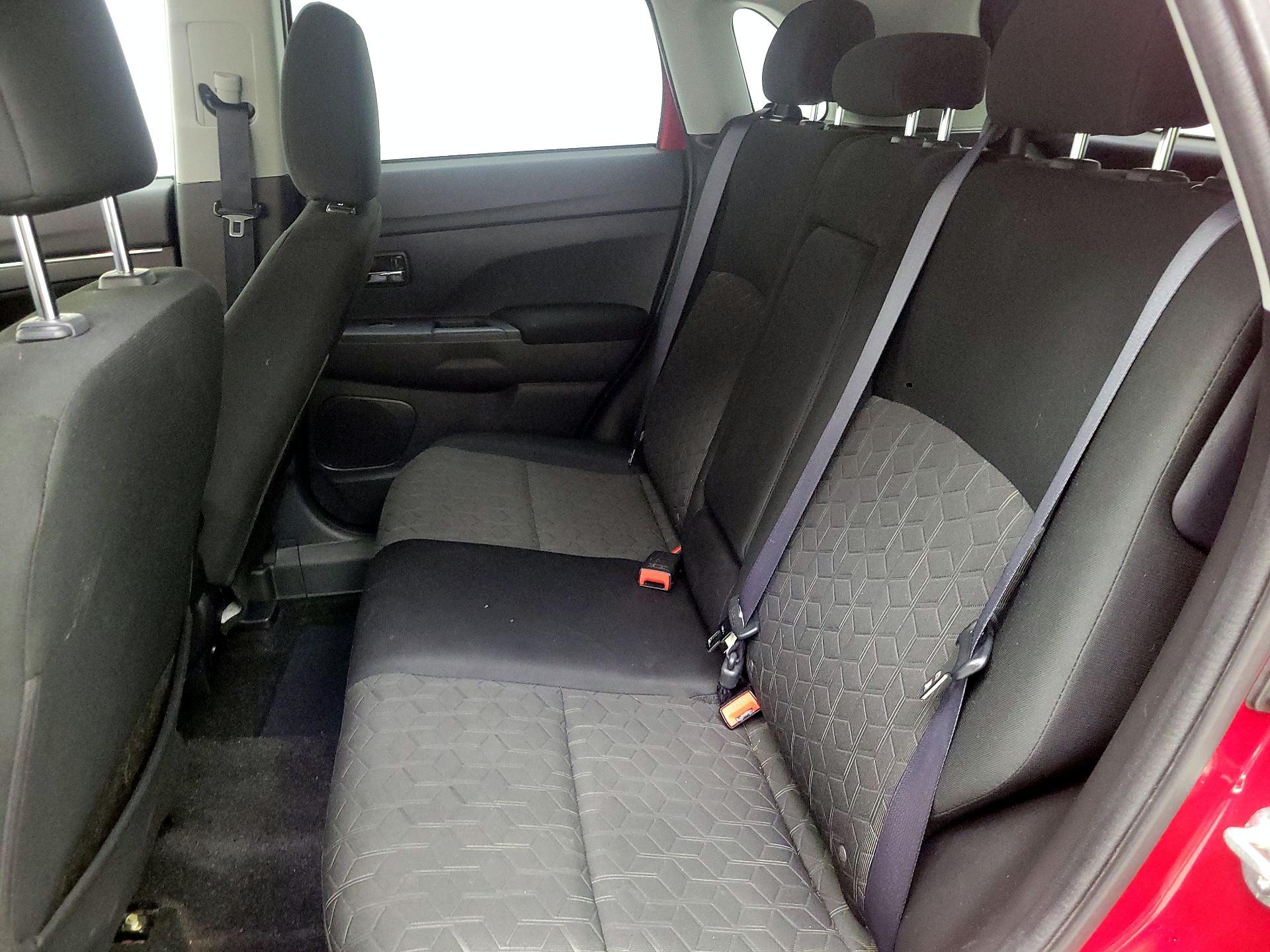 Thumbnail: 2021 Mitsubishi Outlander Sport - 19