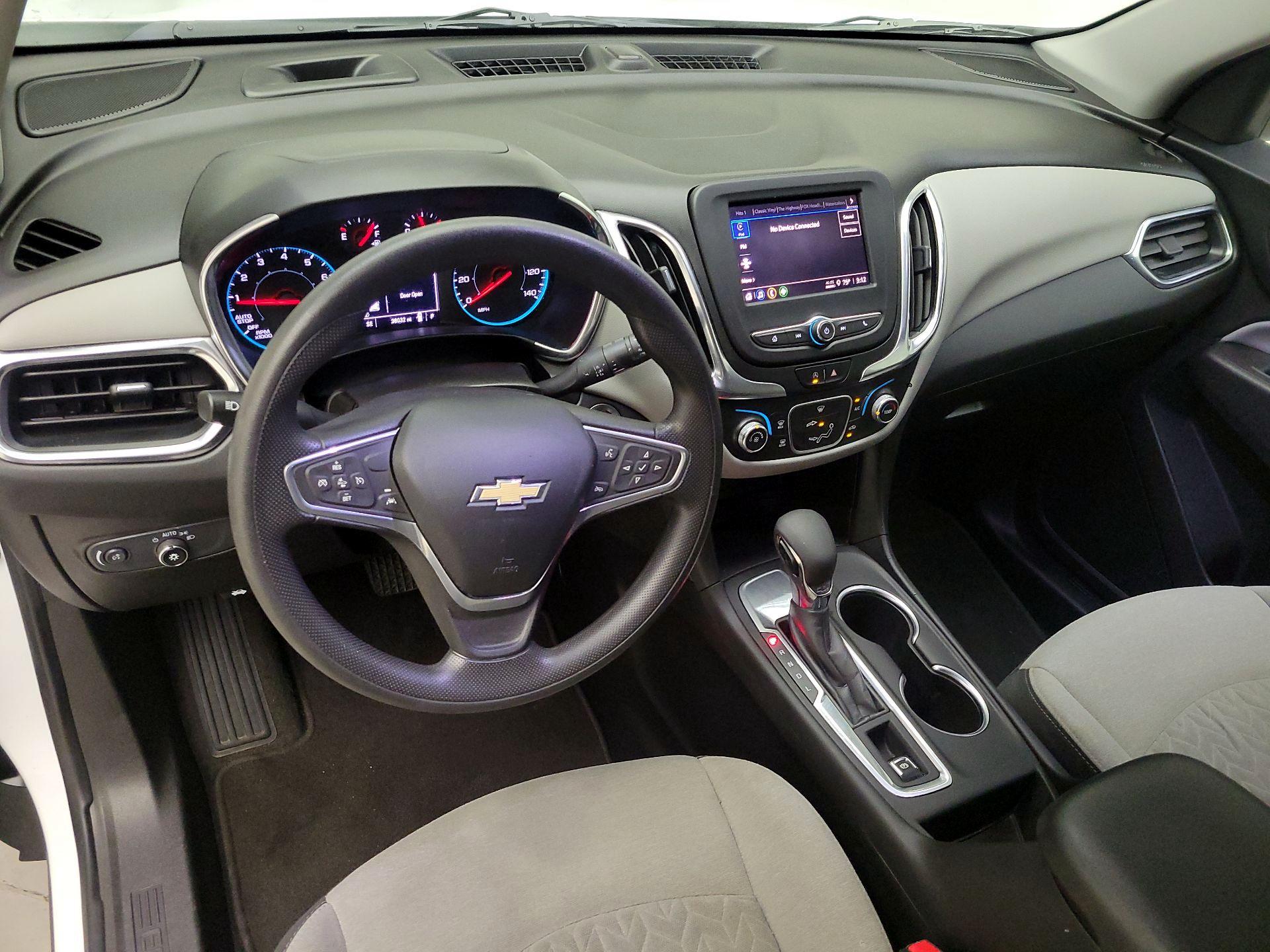 Thumbnail: 2022 Chevrolet Equinox - 9