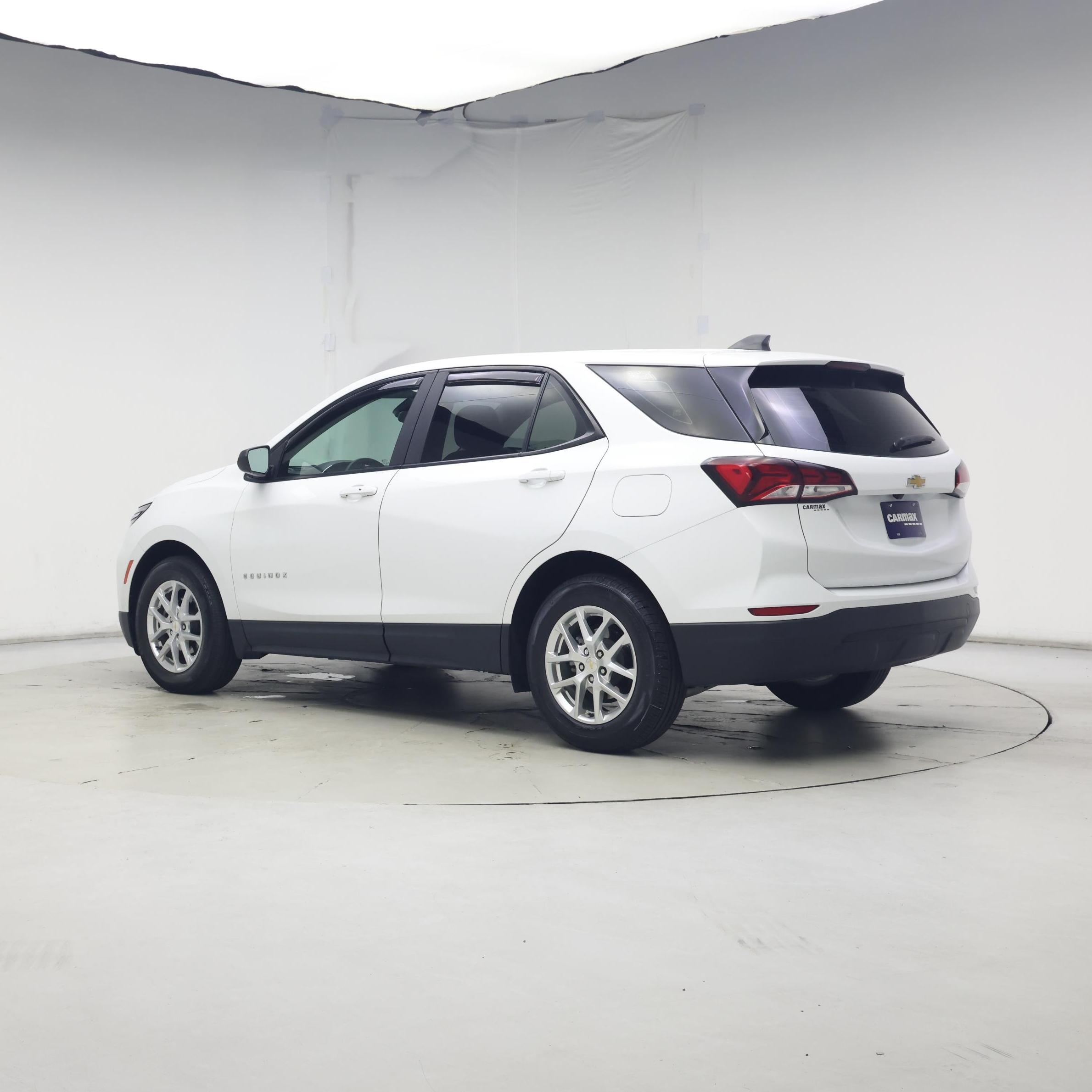 Thumbnail: 2022 Chevrolet Equinox - 2