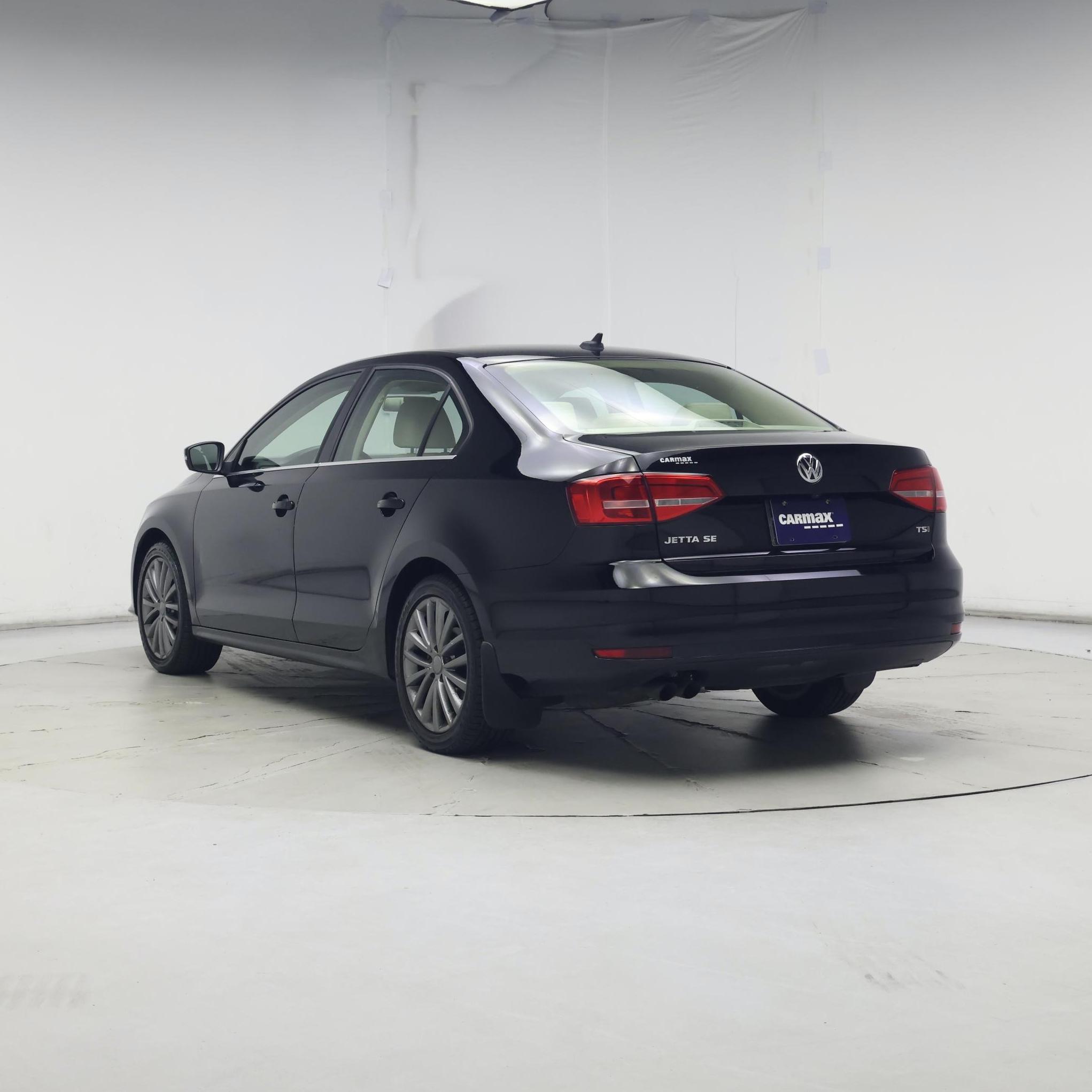 Thumbnail: 2015 Volkswagen Jetta - 2