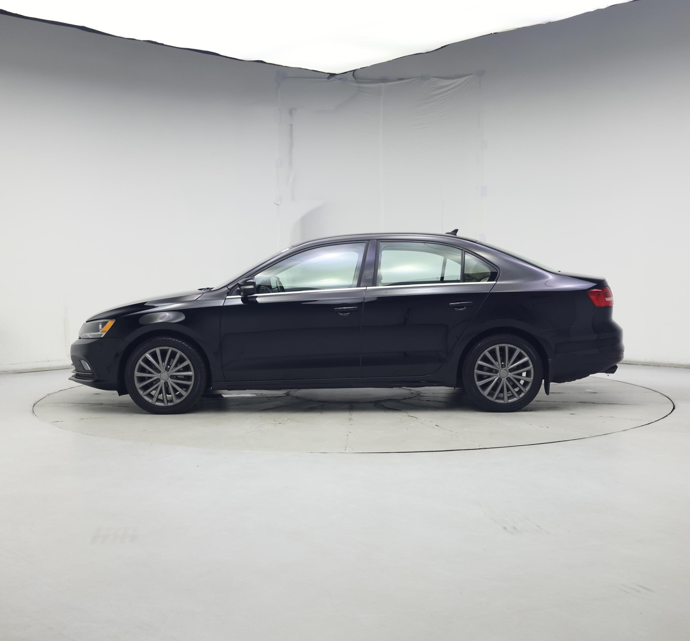 Thumbnail: 2015 Volkswagen Jetta - 3