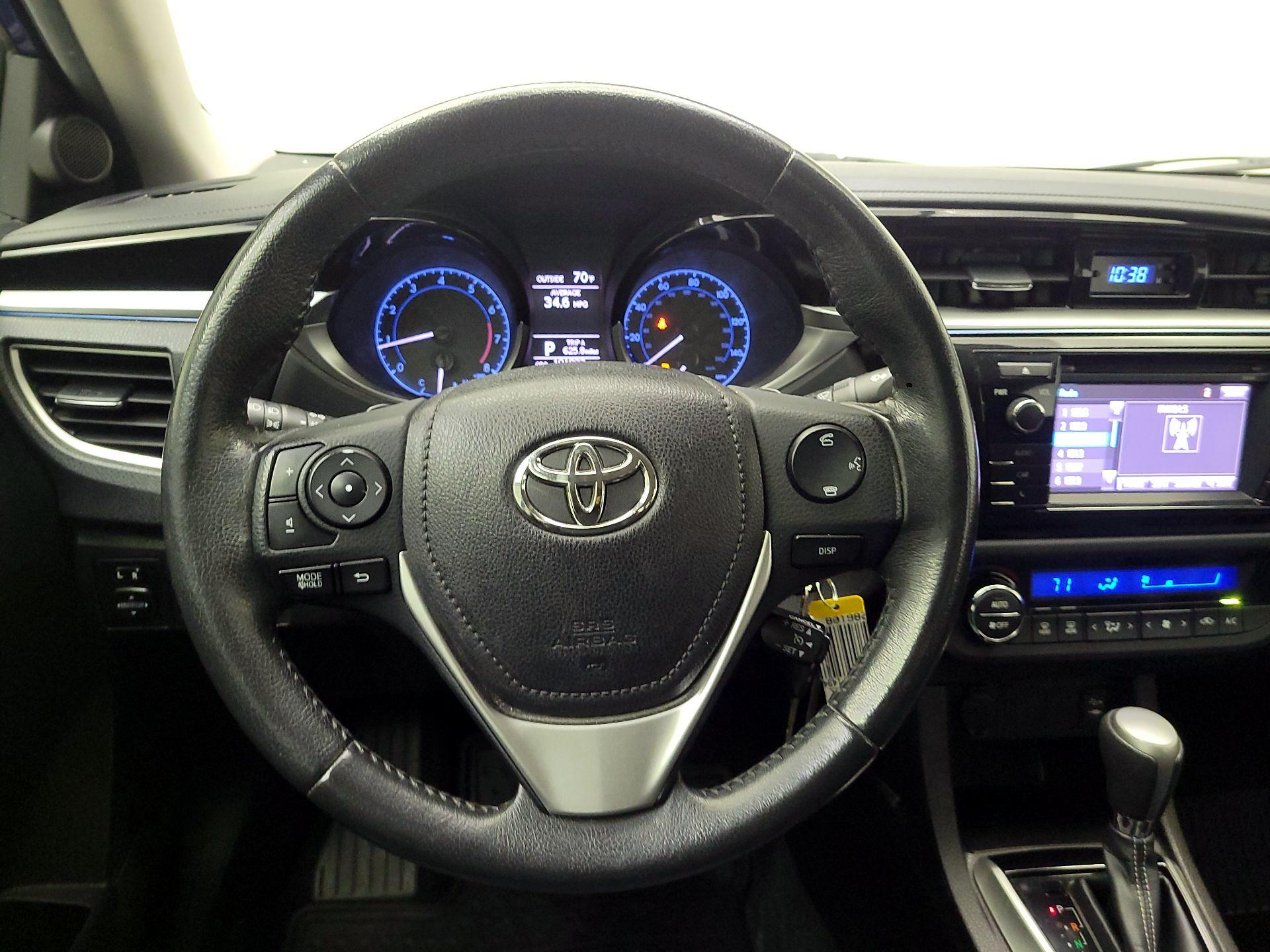Thumbnail: 2014 Toyota Corolla - 10