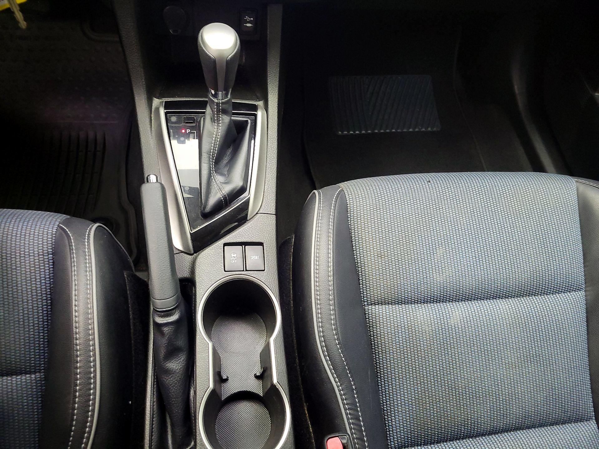 Thumbnail: 2014 Toyota Corolla - 17