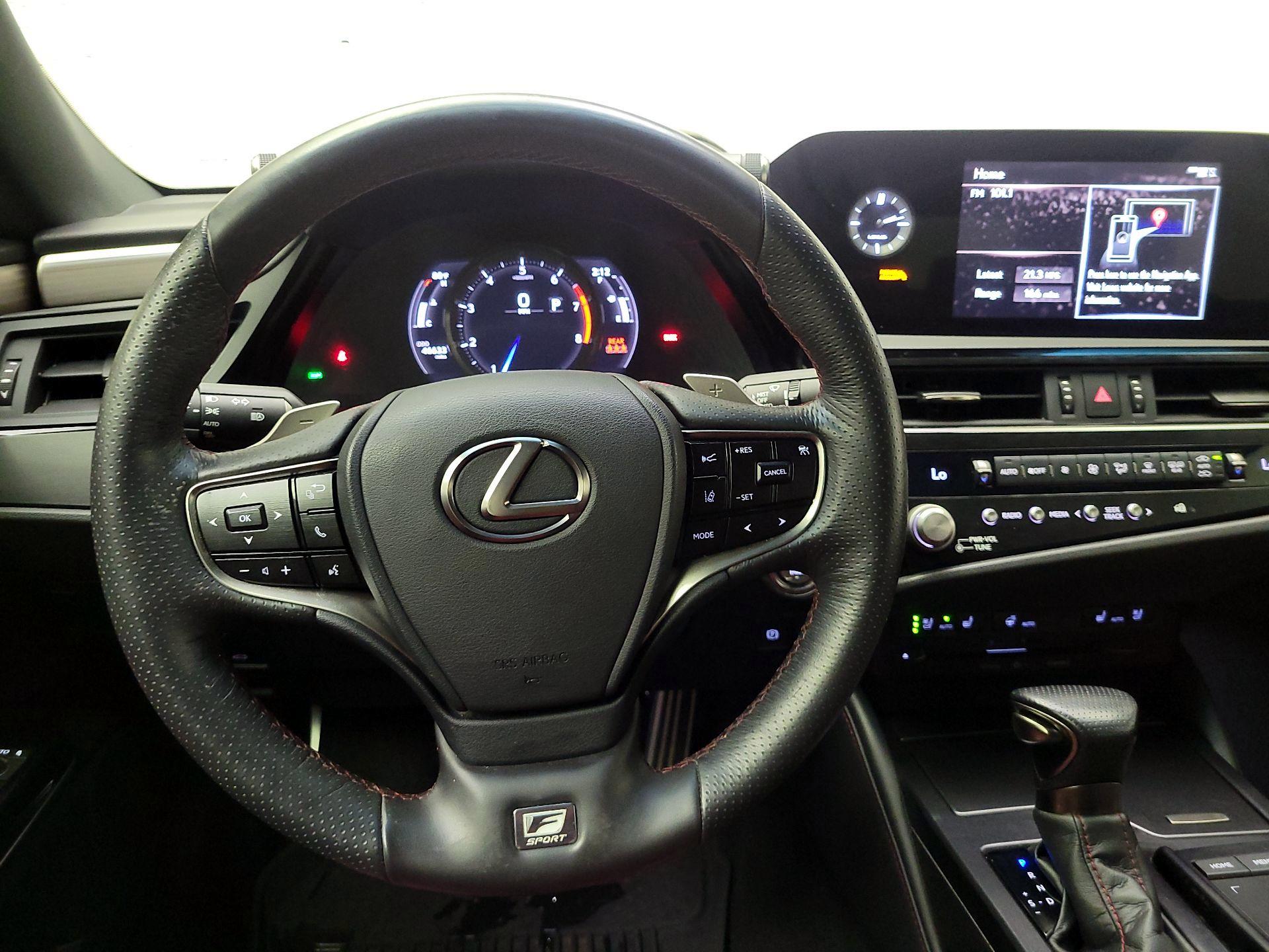 Thumbnail: 2022 Lexus ES - 10
