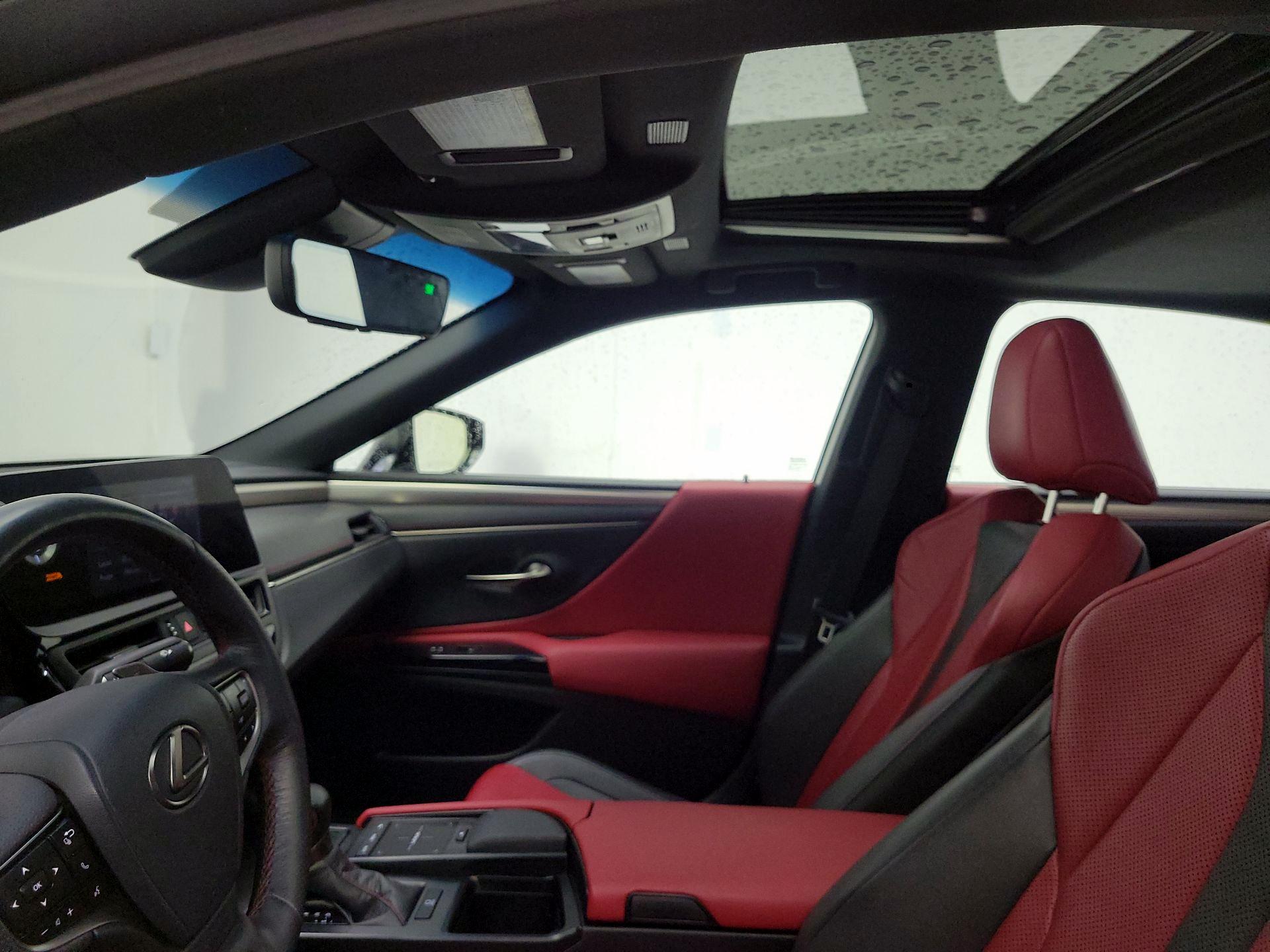 Thumbnail: 2022 Lexus ES - 18