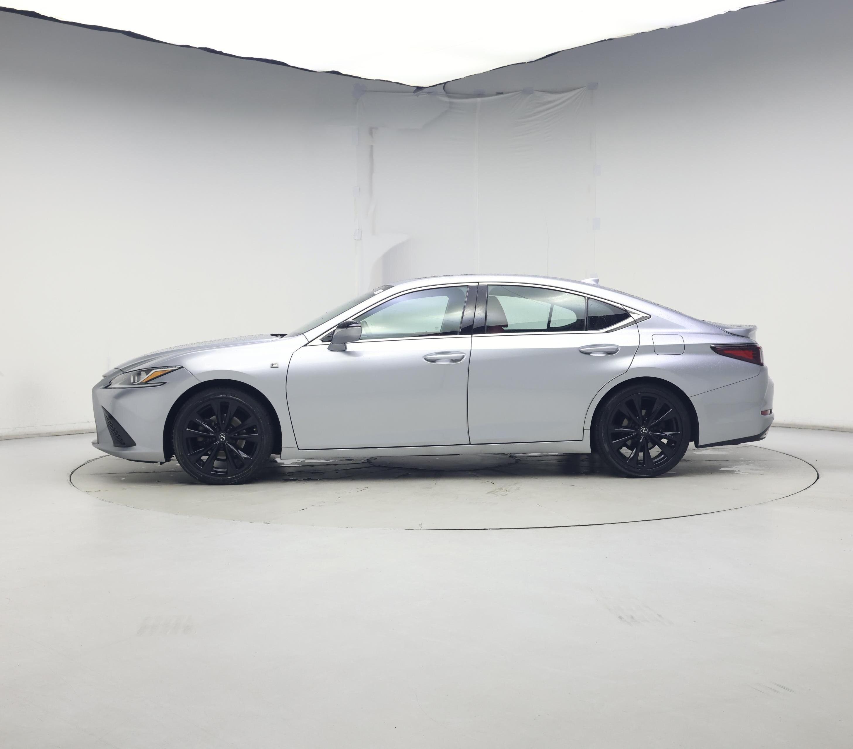 Thumbnail: 2022 Lexus ES - 3