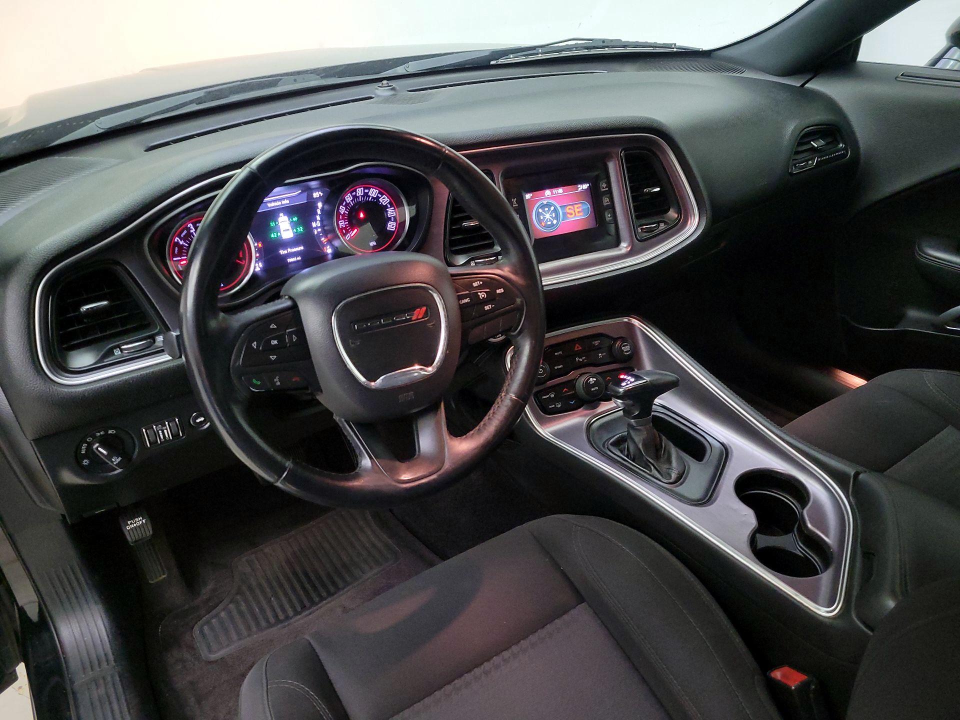 Thumbnail: 2017 Dodge Challenger - 9