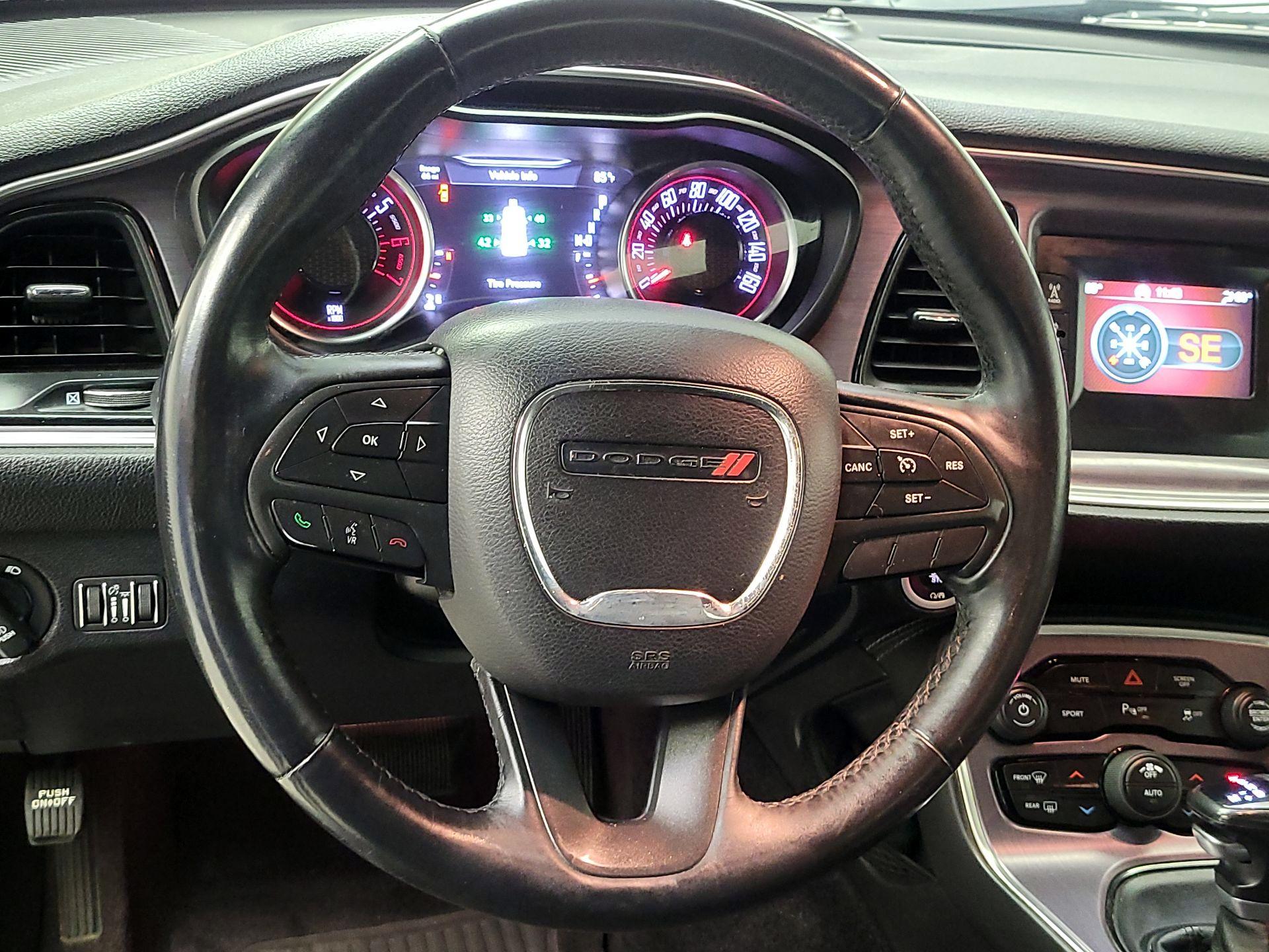 Thumbnail: 2017 Dodge Challenger - 10