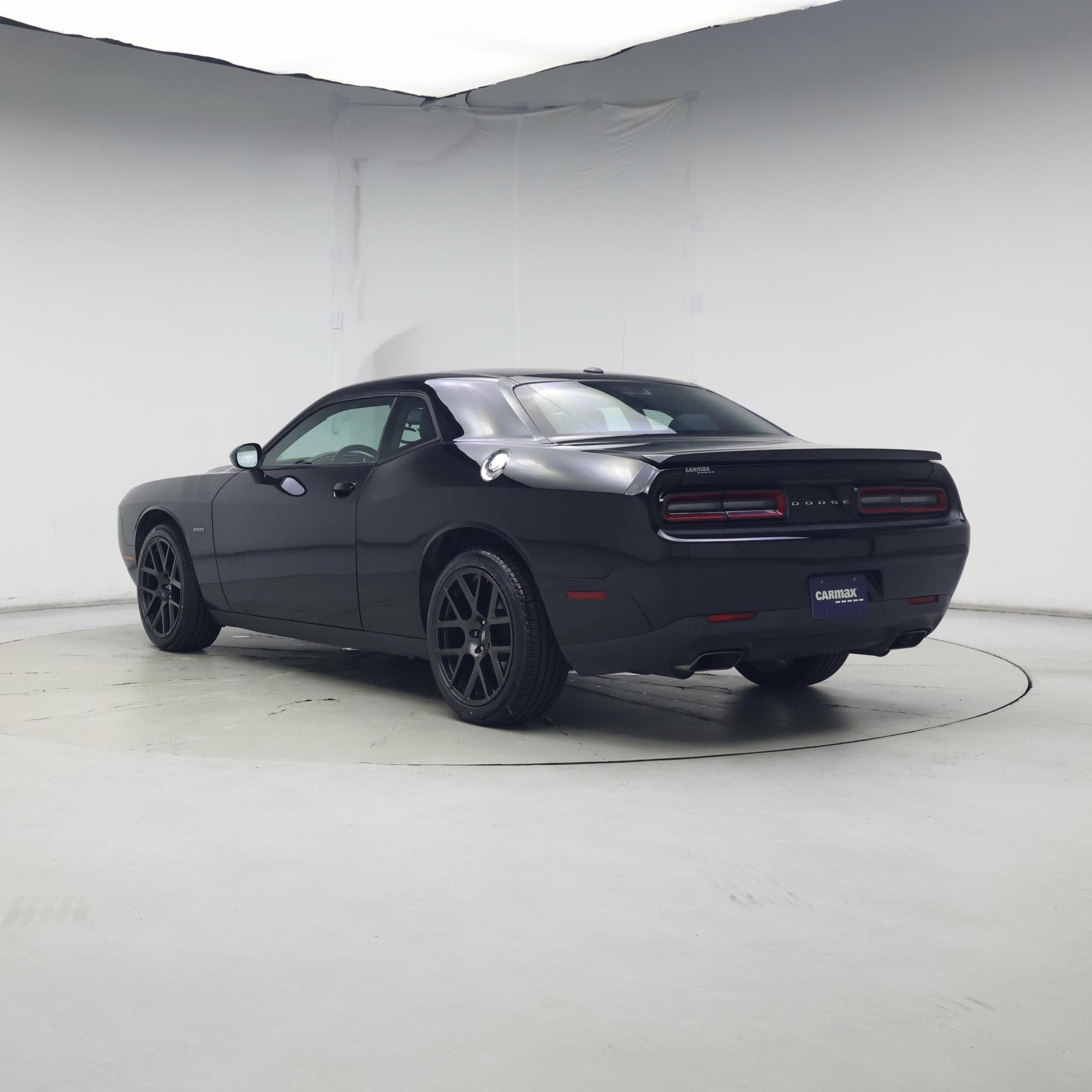 Thumbnail: 2017 Dodge Challenger - 2