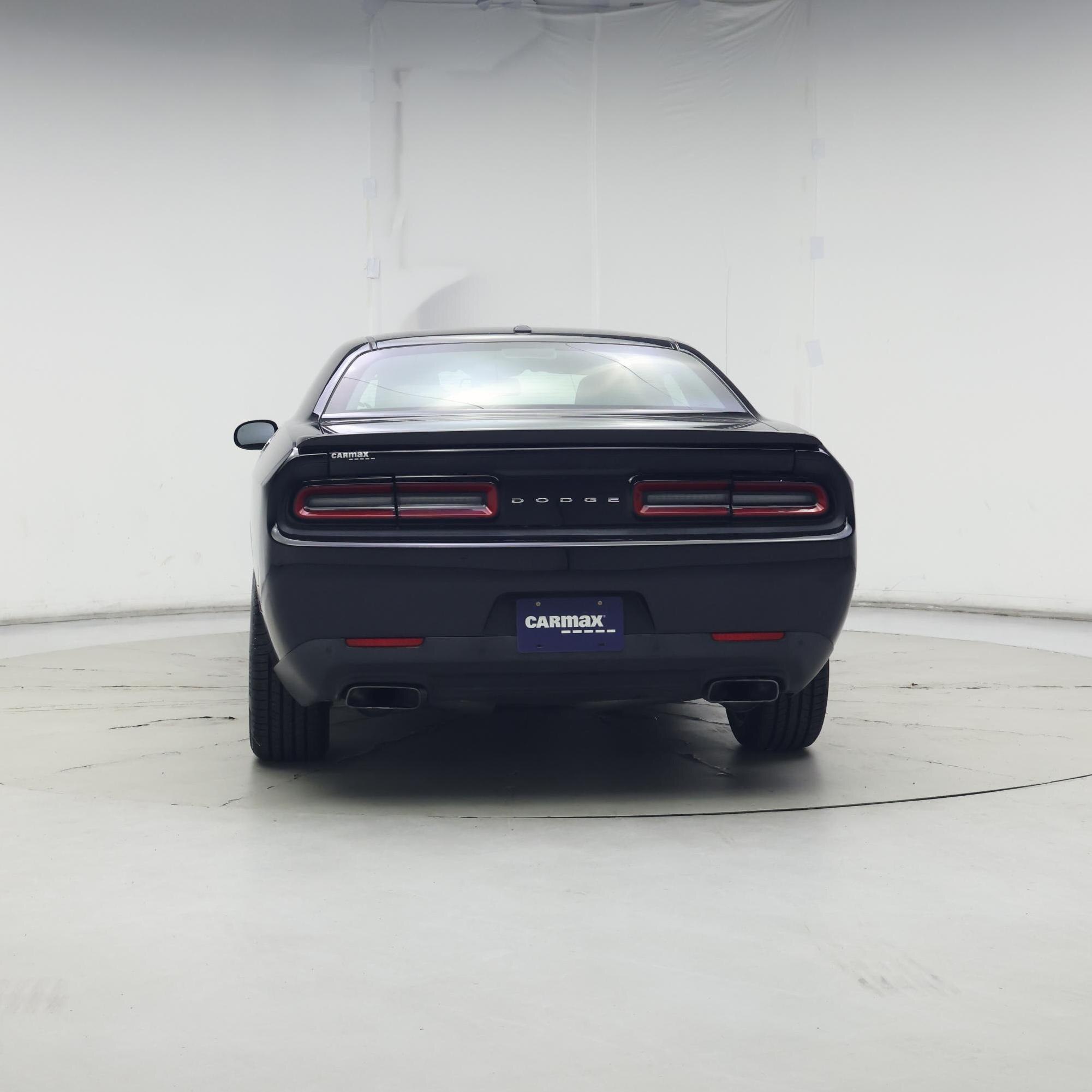 Thumbnail: 2017 Dodge Challenger - 6