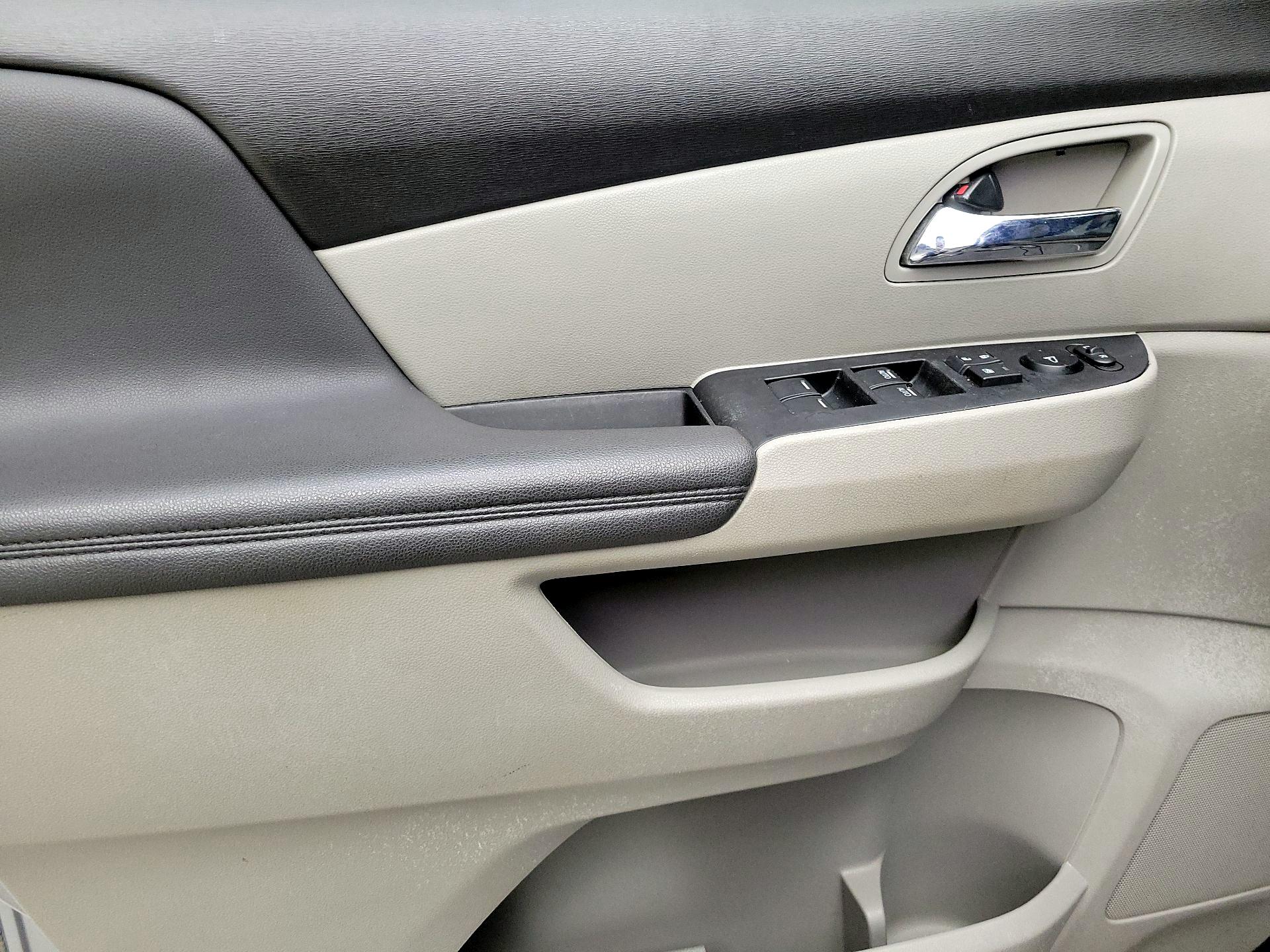 Thumbnail: 2016 Honda Odyssey - 12