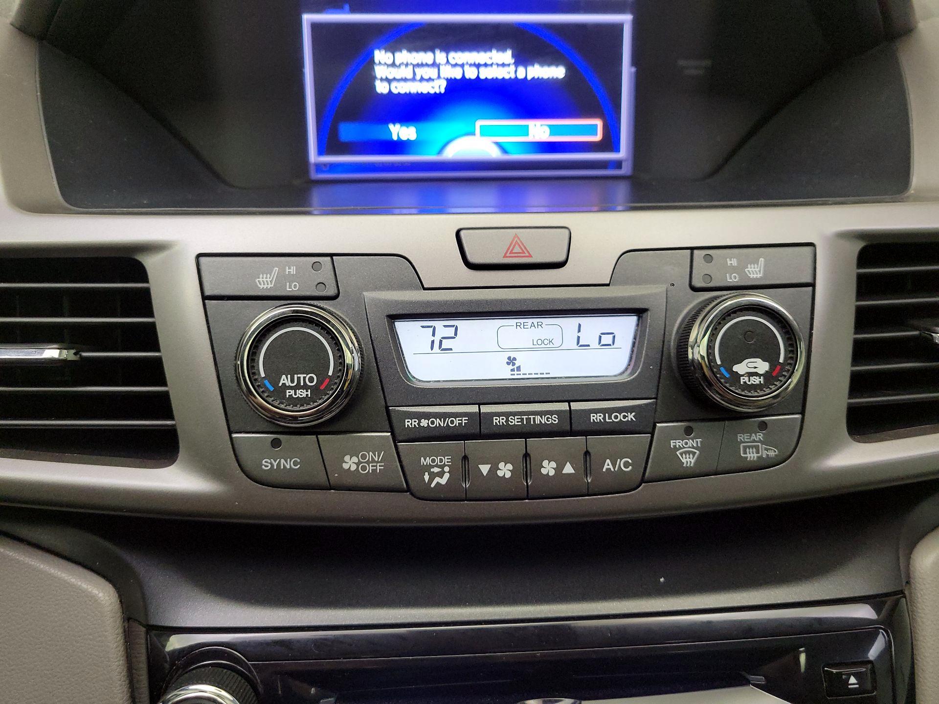 Thumbnail: 2016 Honda Odyssey - 16