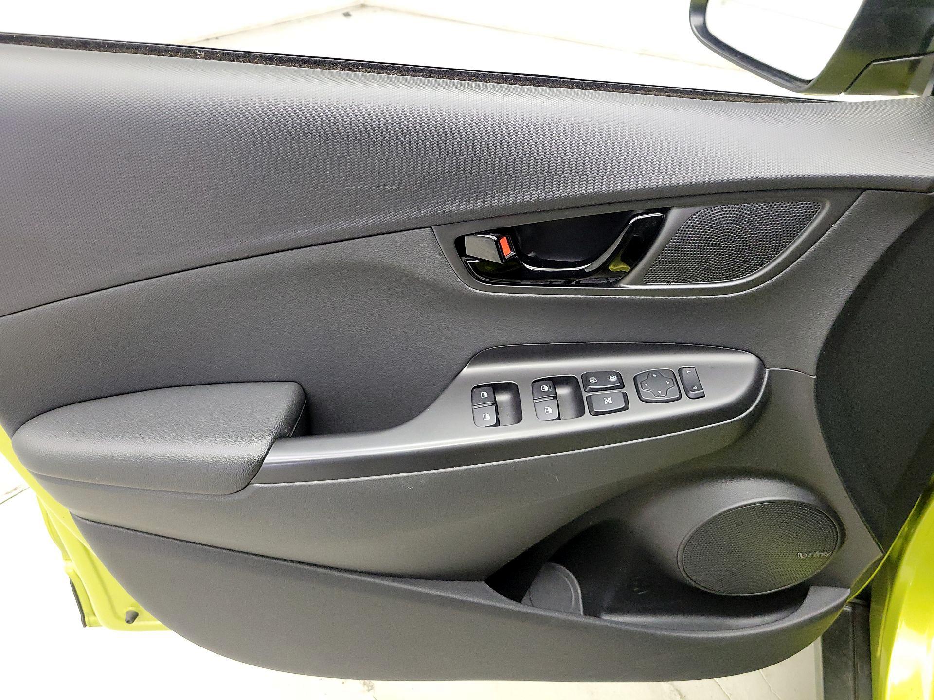Thumbnail: 2019 Hyundai Kona - 12