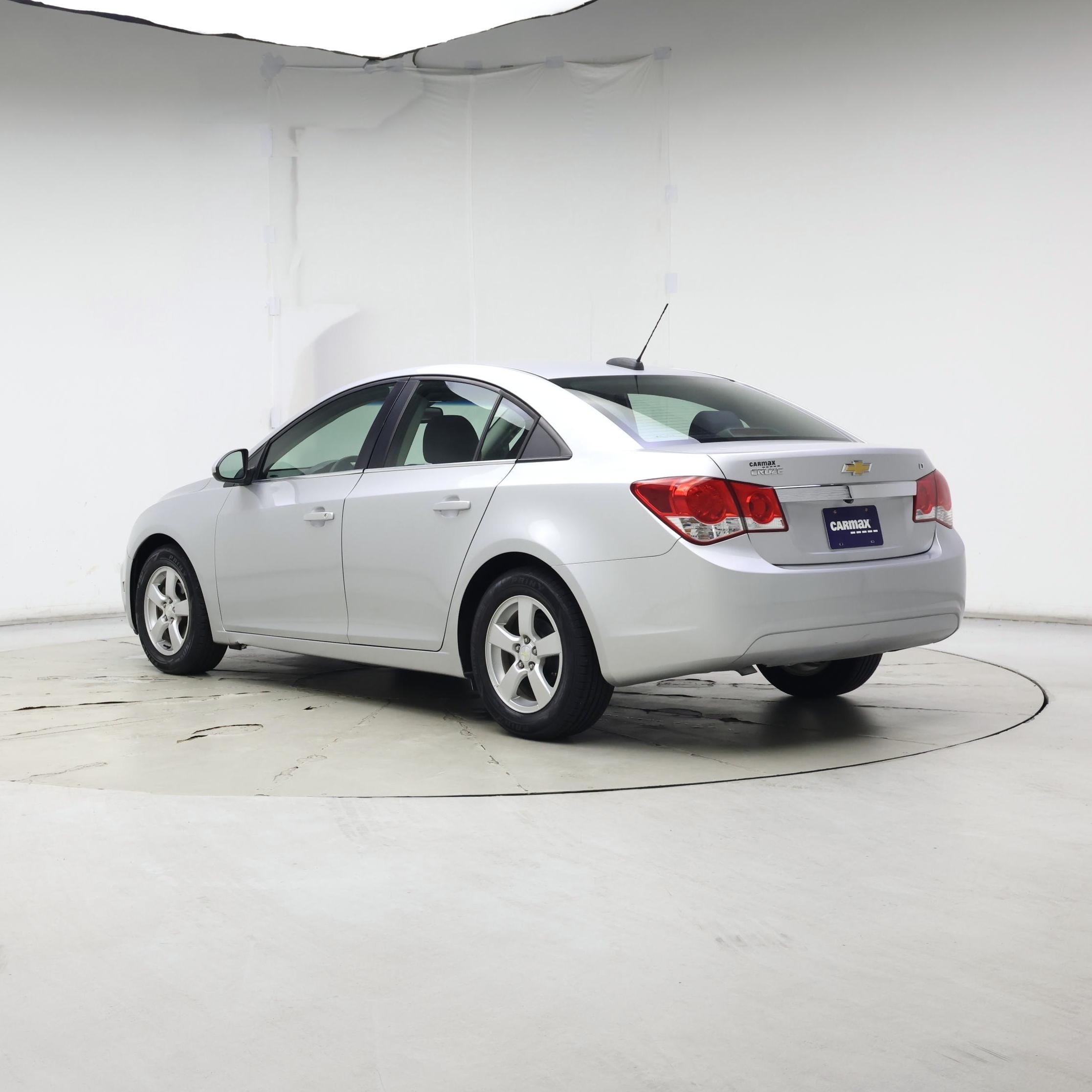 Thumbnail: 2016 Chevrolet Cruze - 2