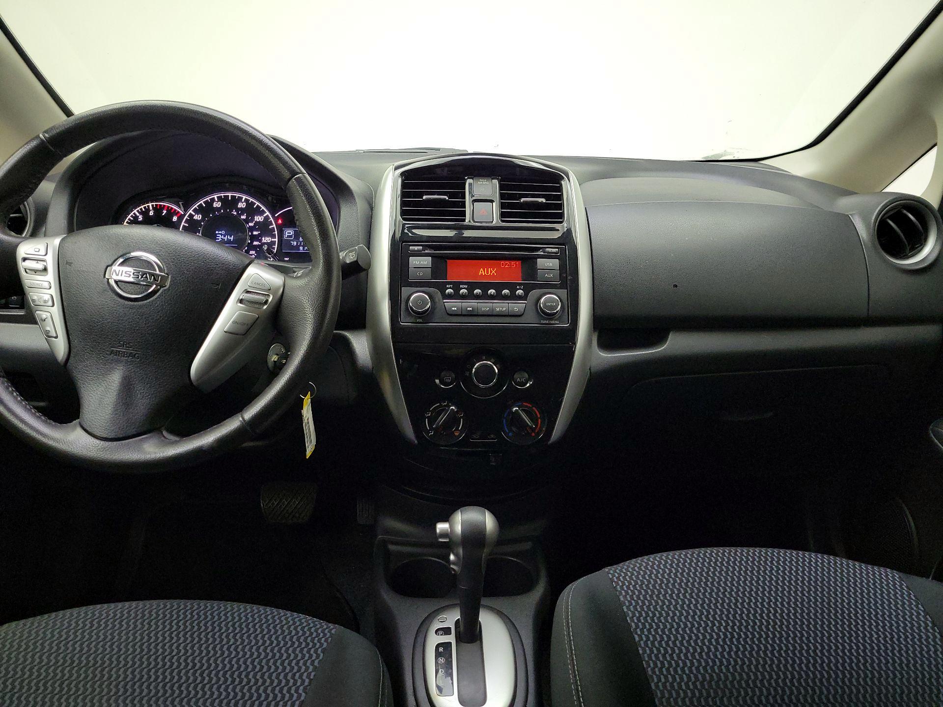Thumbnail: 2015 Nissan Versa Note - 9