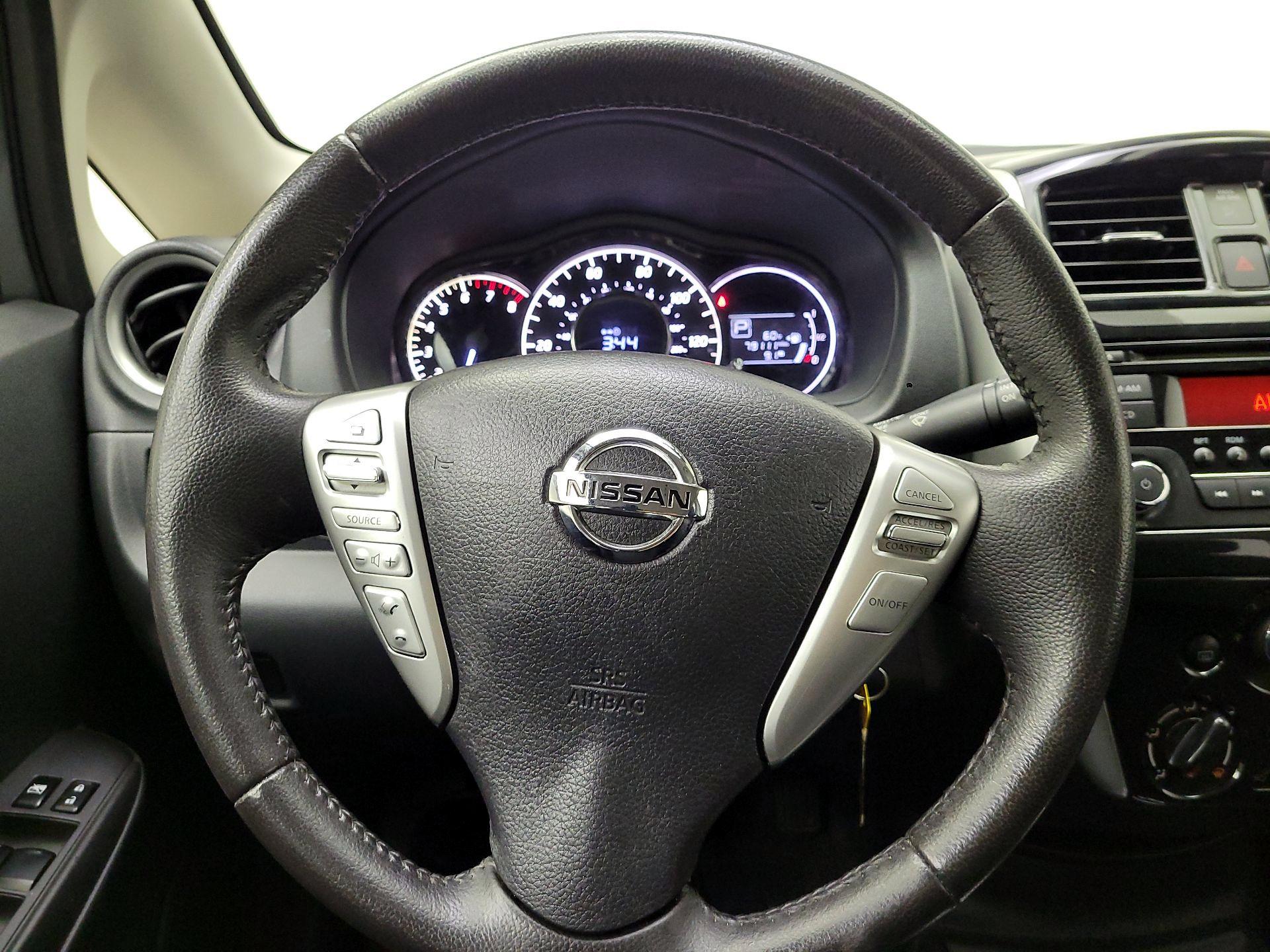 Thumbnail: 2015 Nissan Versa Note - 10