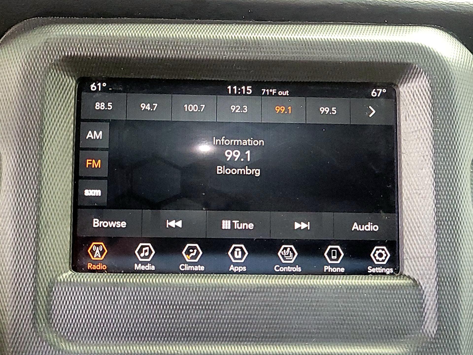 Thumbnail: 2018 Jeep Wrangler - 15