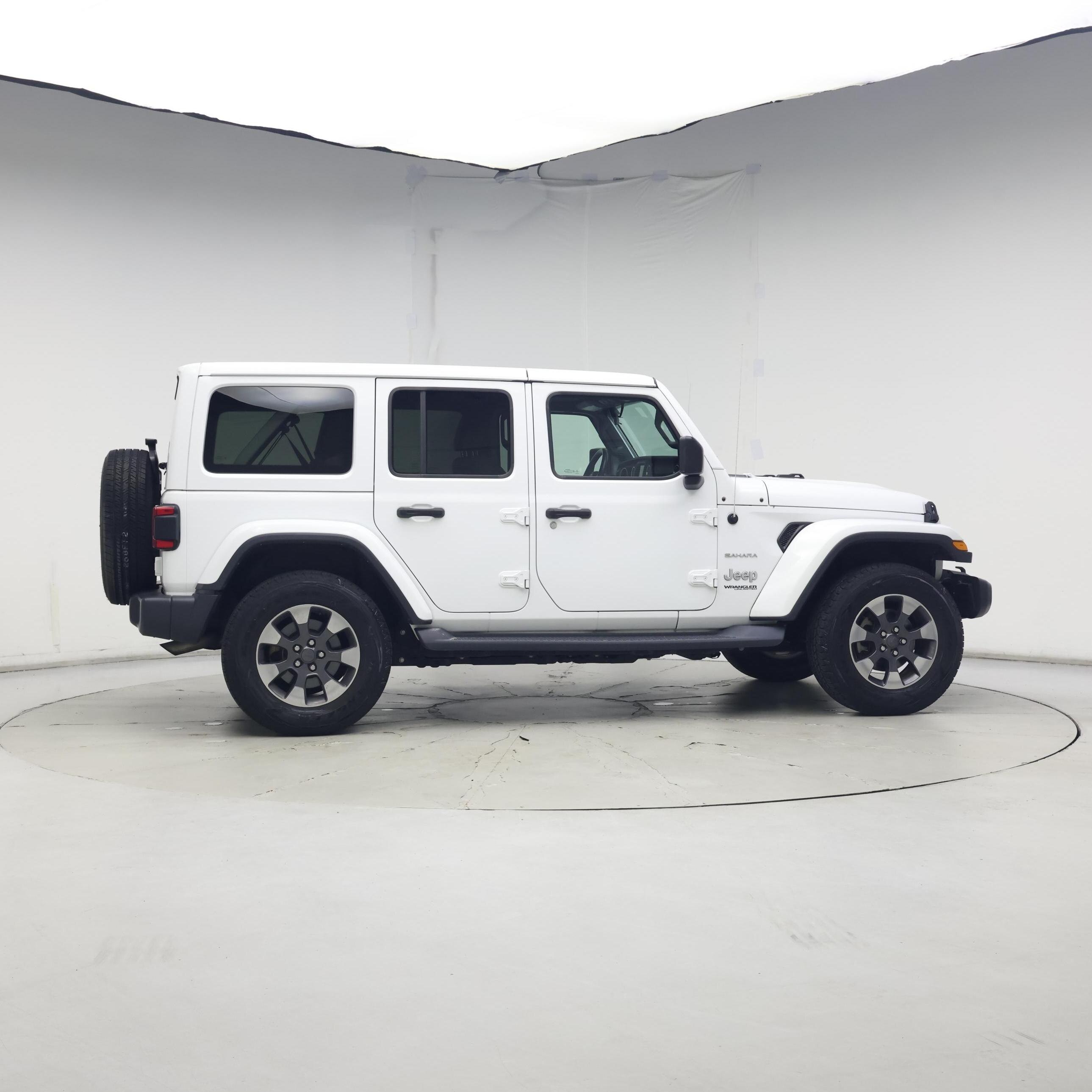 Thumbnail: 2018 Jeep Wrangler - 7