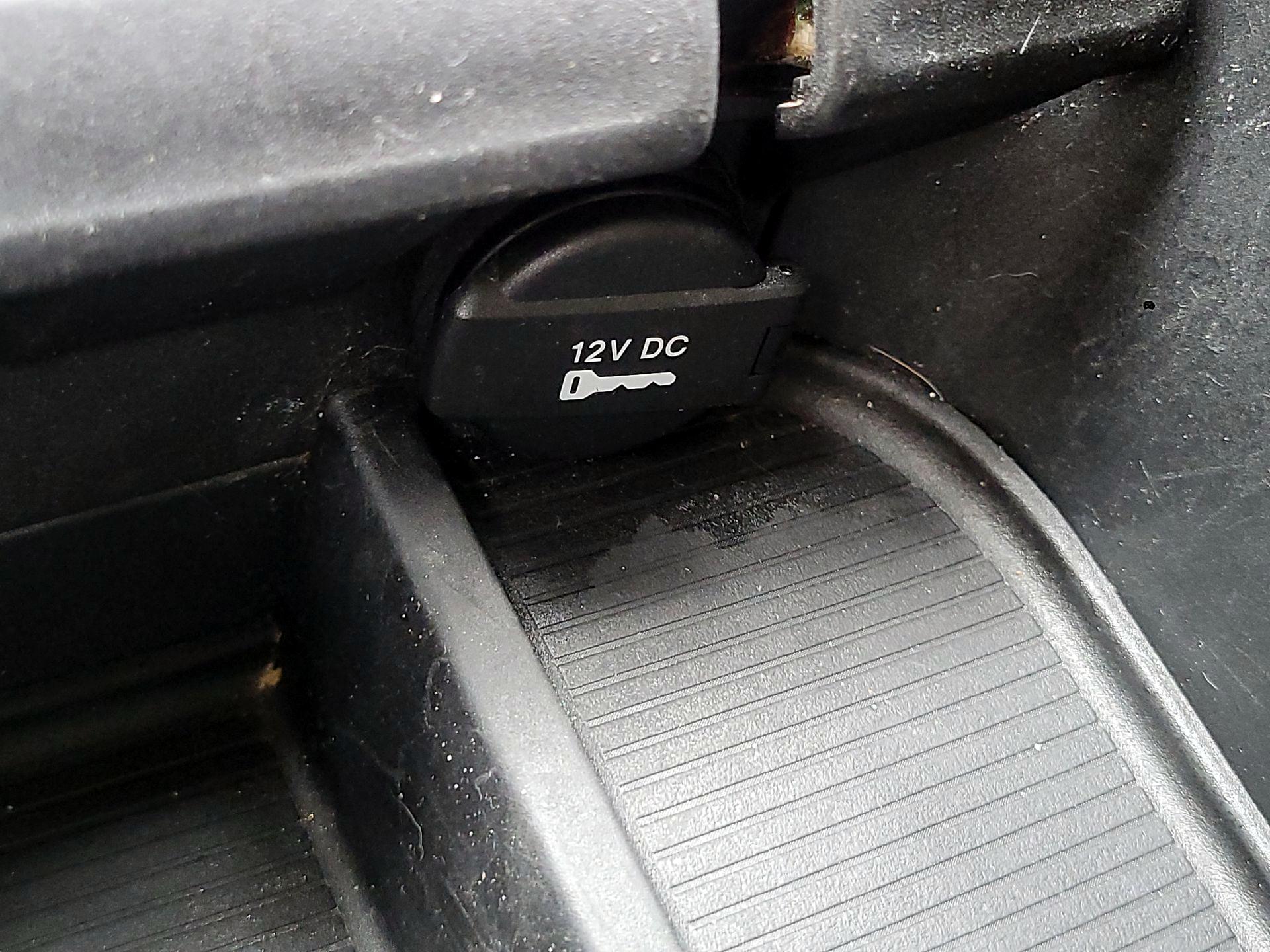 Thumbnail: 2019 RAM 1500 Classic - 18