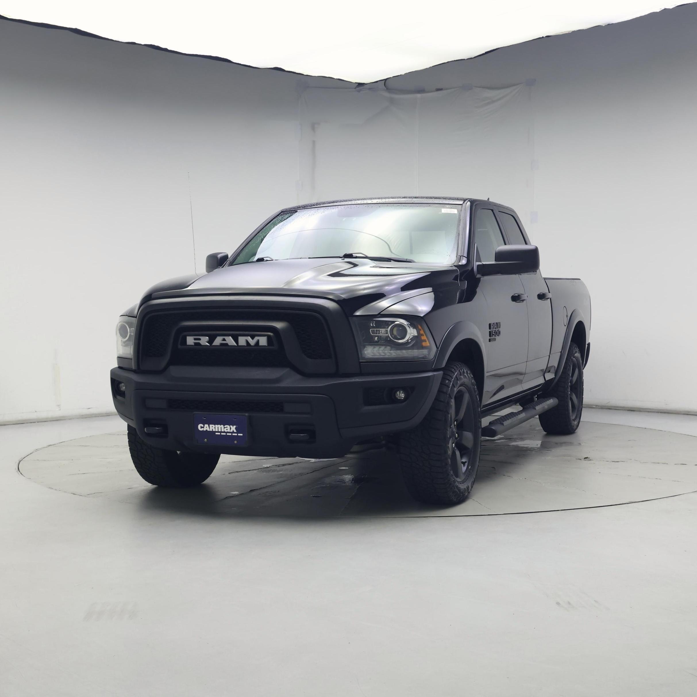Thumbnail: 2019 RAM 1500 Classic - 4