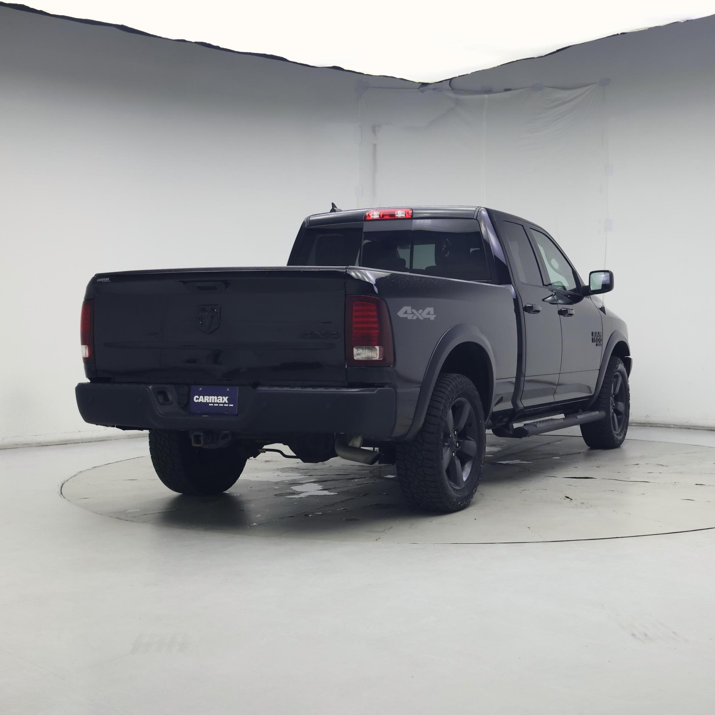 Thumbnail: 2019 RAM 1500 Classic - 8