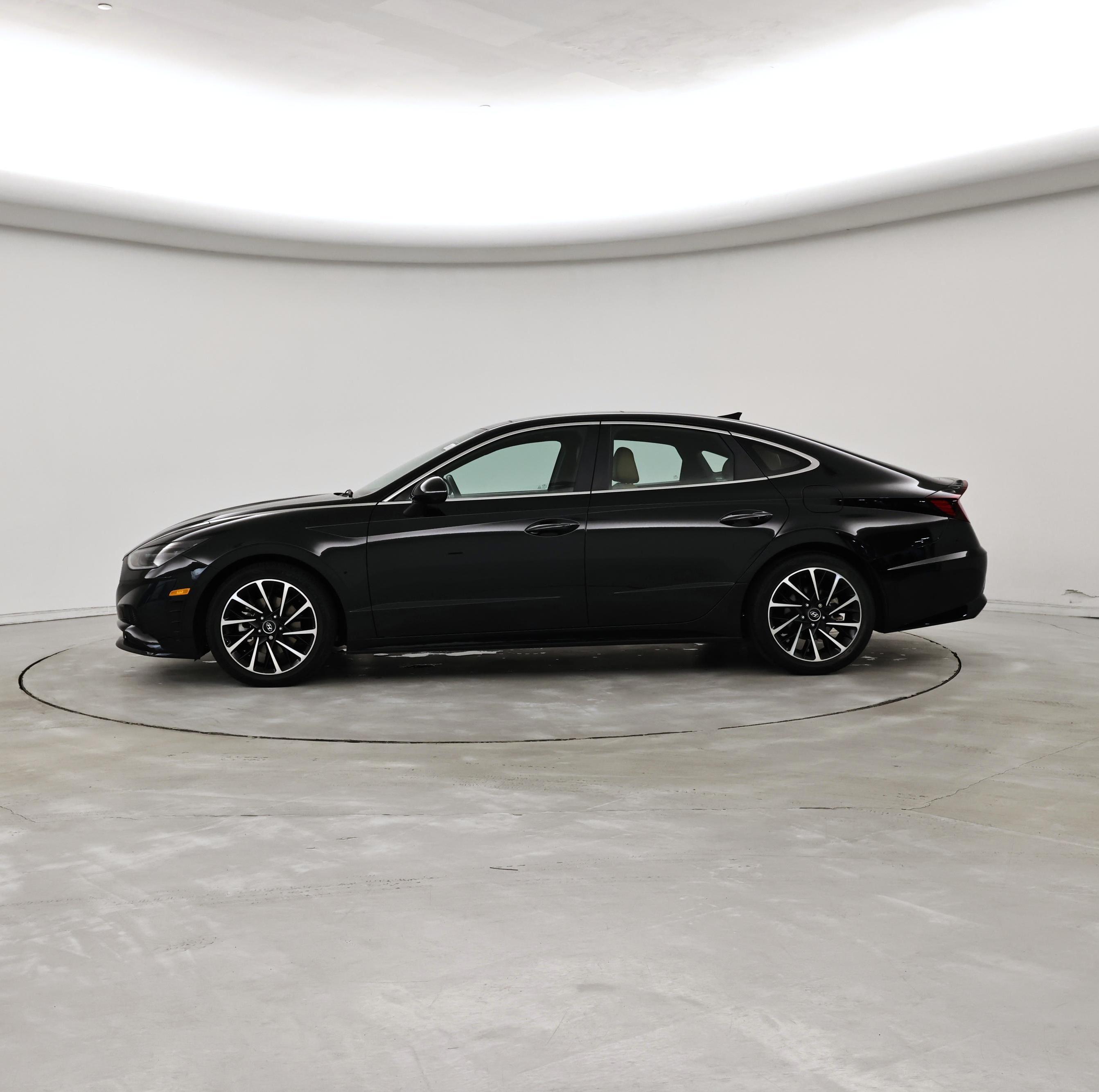 Thumbnail: 2021 Hyundai Sonata - 3