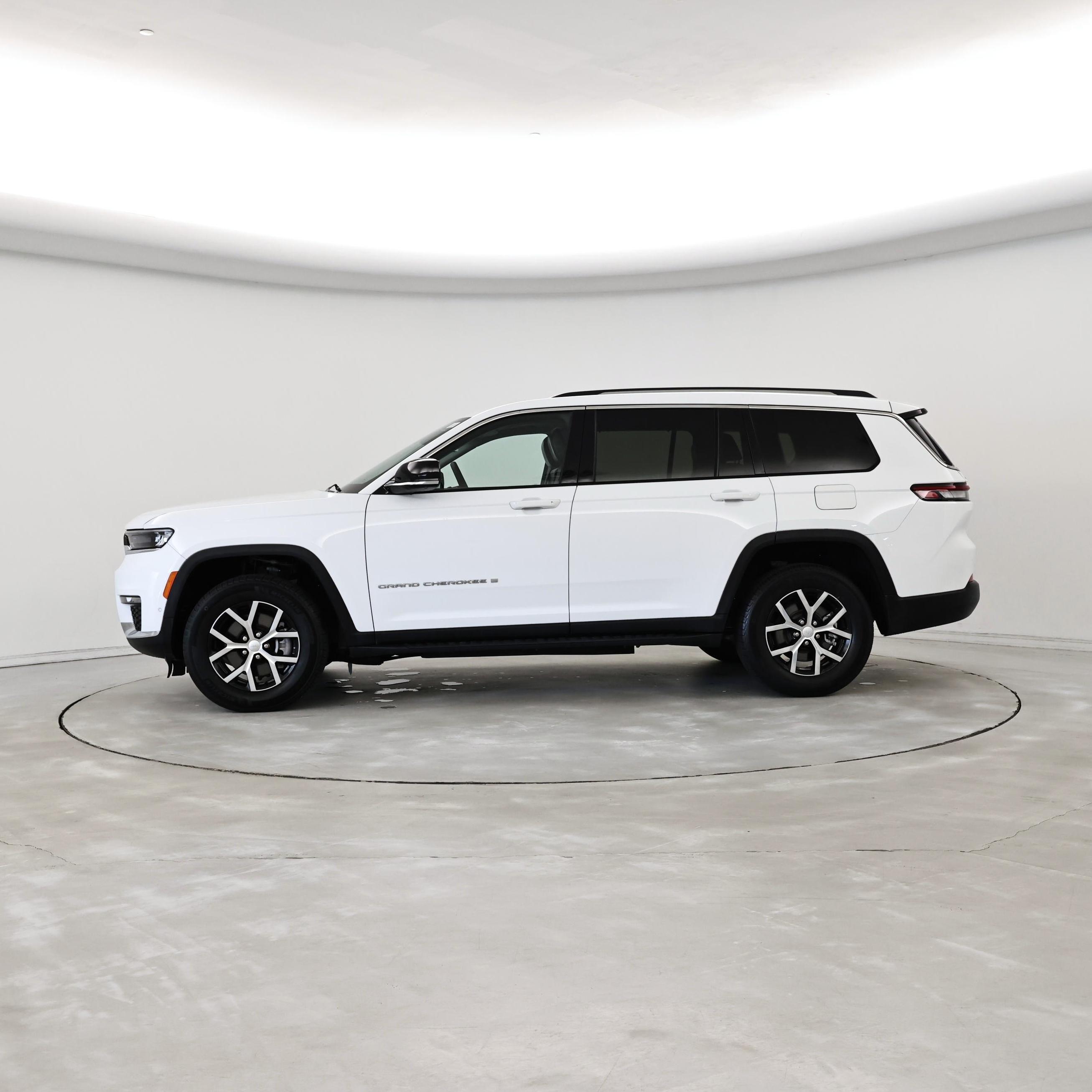 Thumbnail: 2023 Jeep Grand Cherokee L - 3