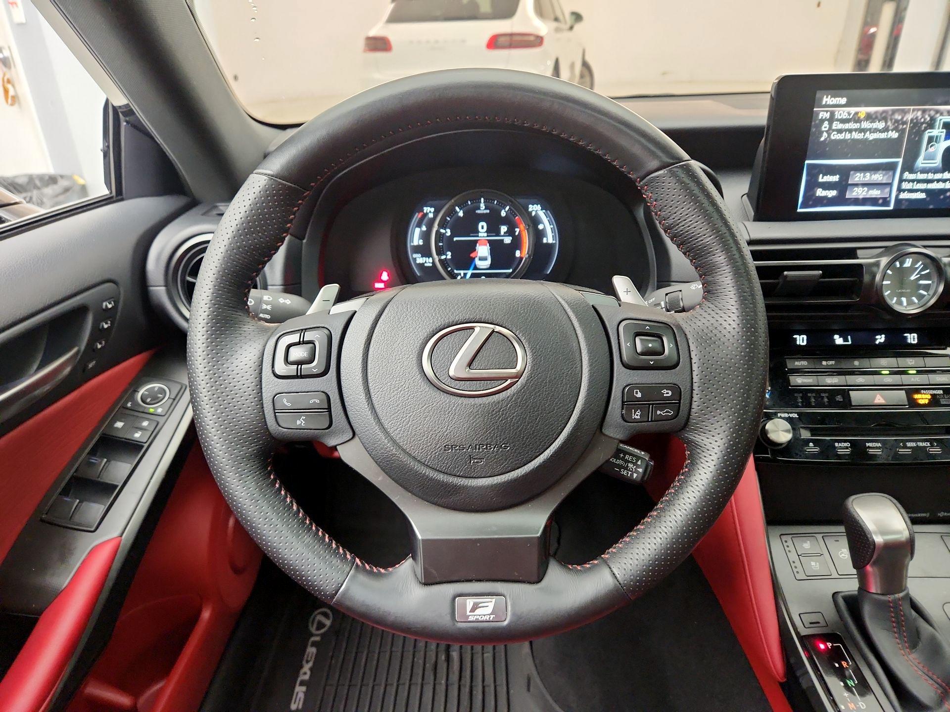 Thumbnail: 2023 Lexus IS - 10