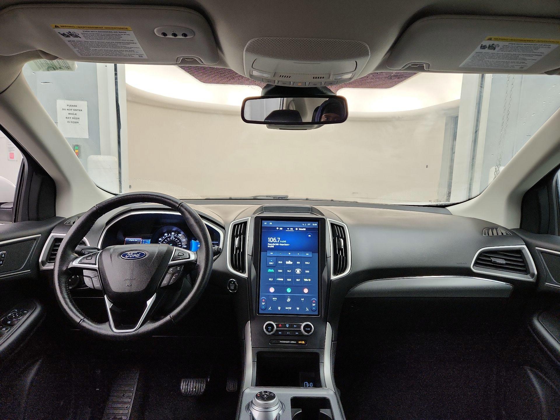Thumbnail: 2021 Ford Edge - 9