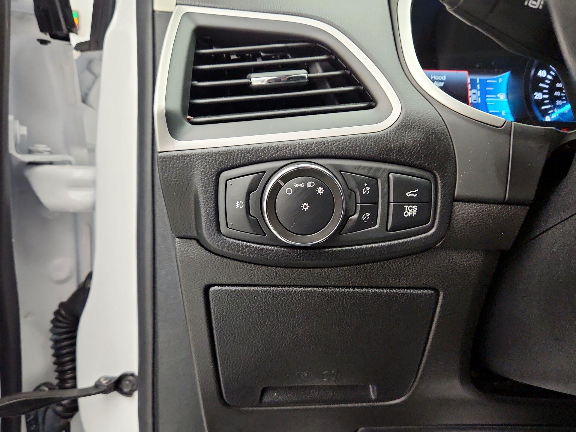 Thumbnail: 2021 Ford Edge - 13