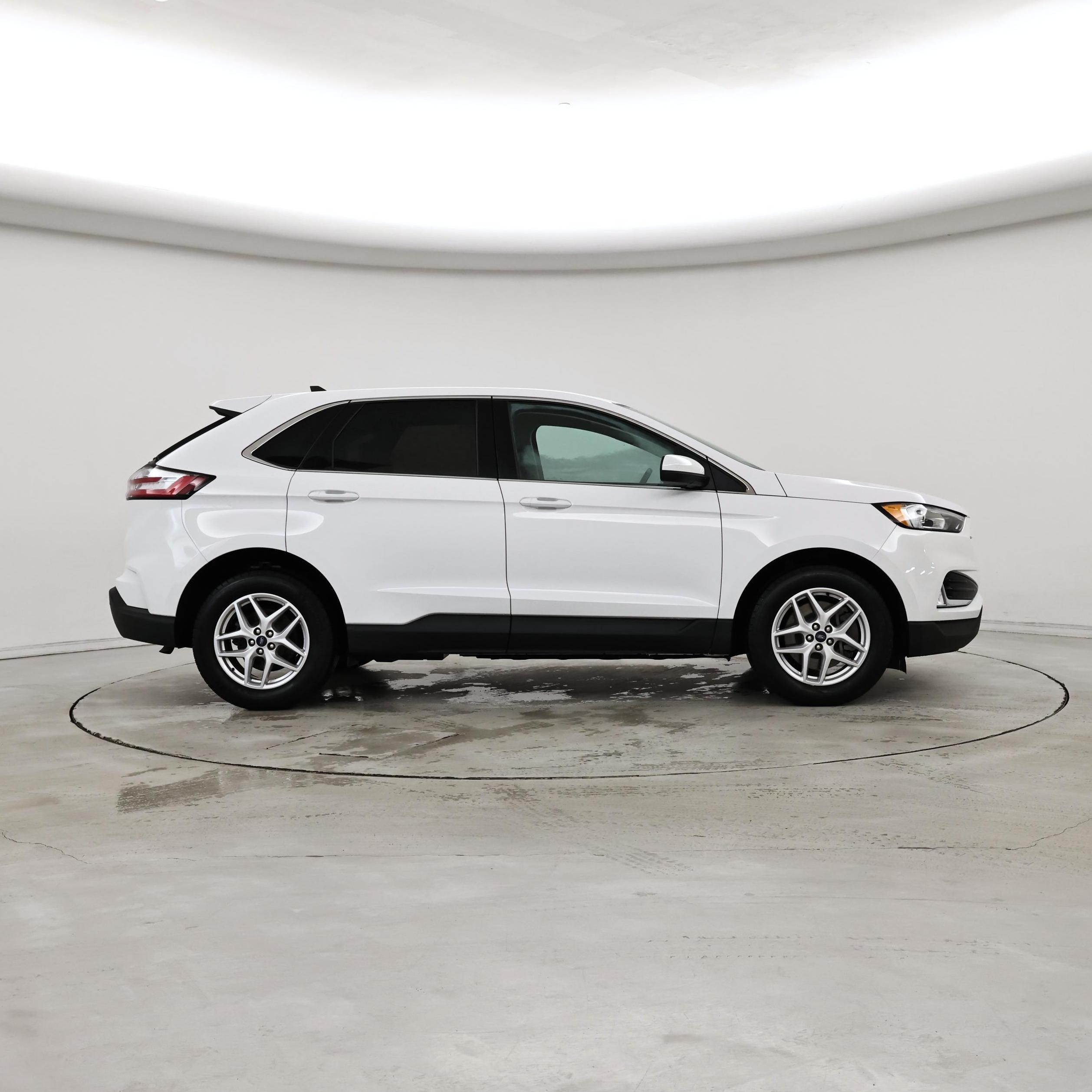 Thumbnail: 2021 Ford Edge - 7