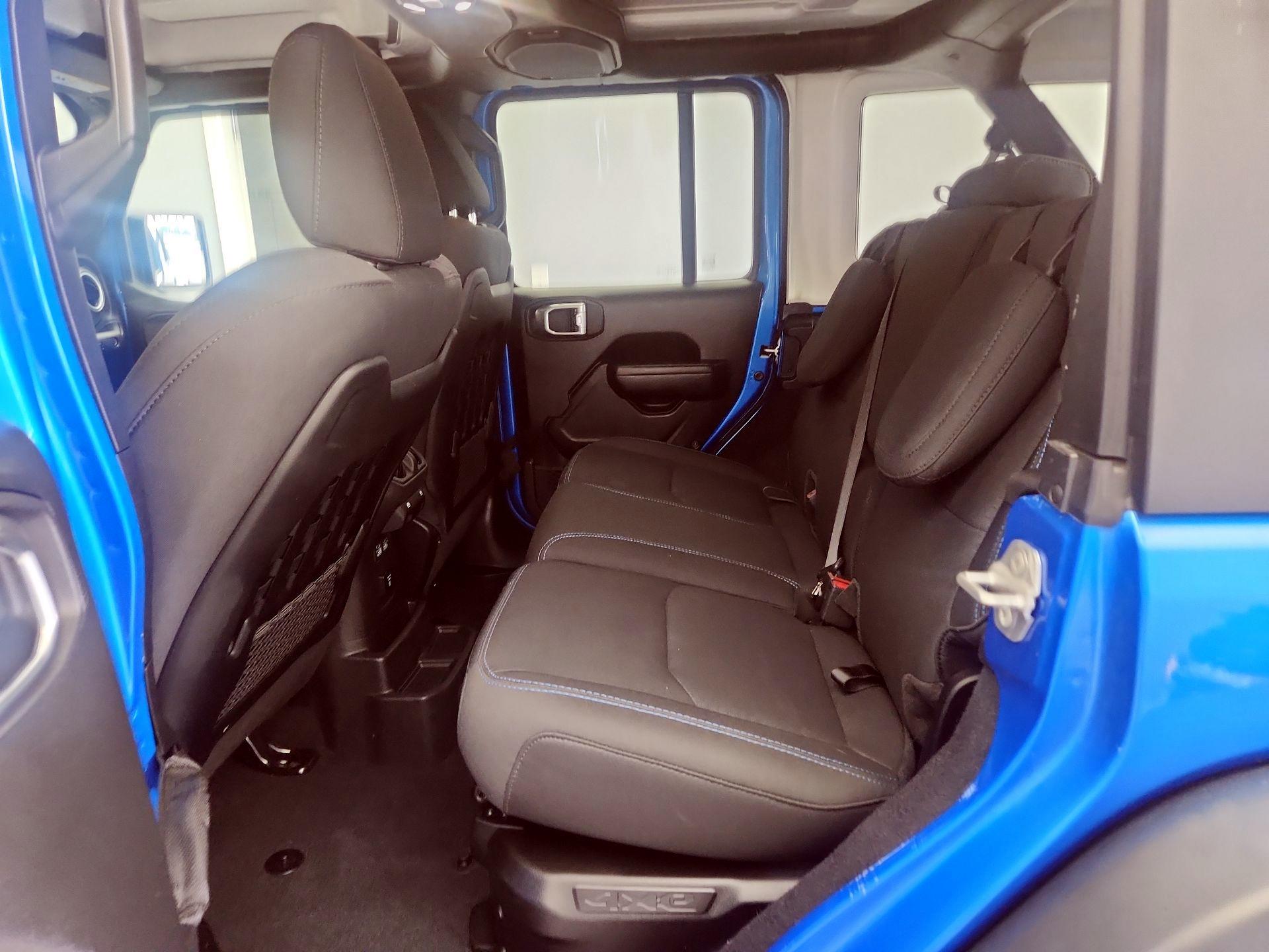 Thumbnail: 2022 Jeep Wrangler - 19