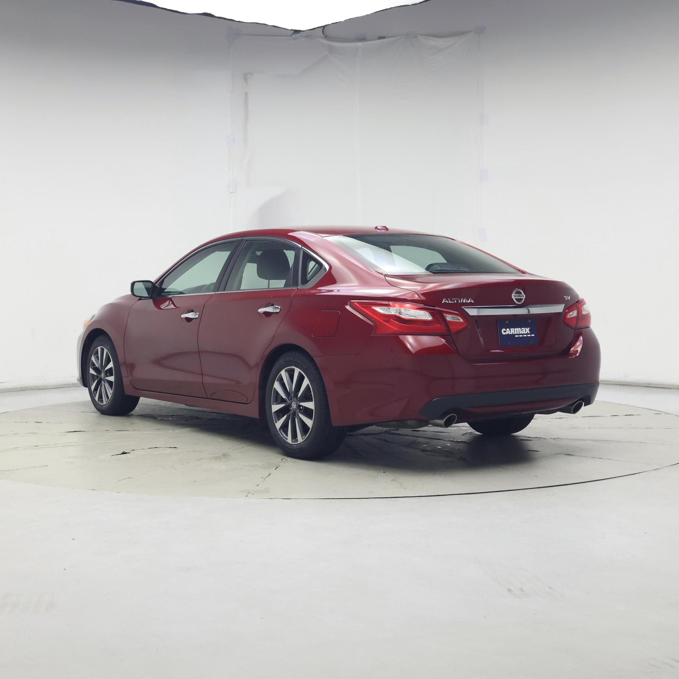 Thumbnail: 2017 Nissan Altima - 2
