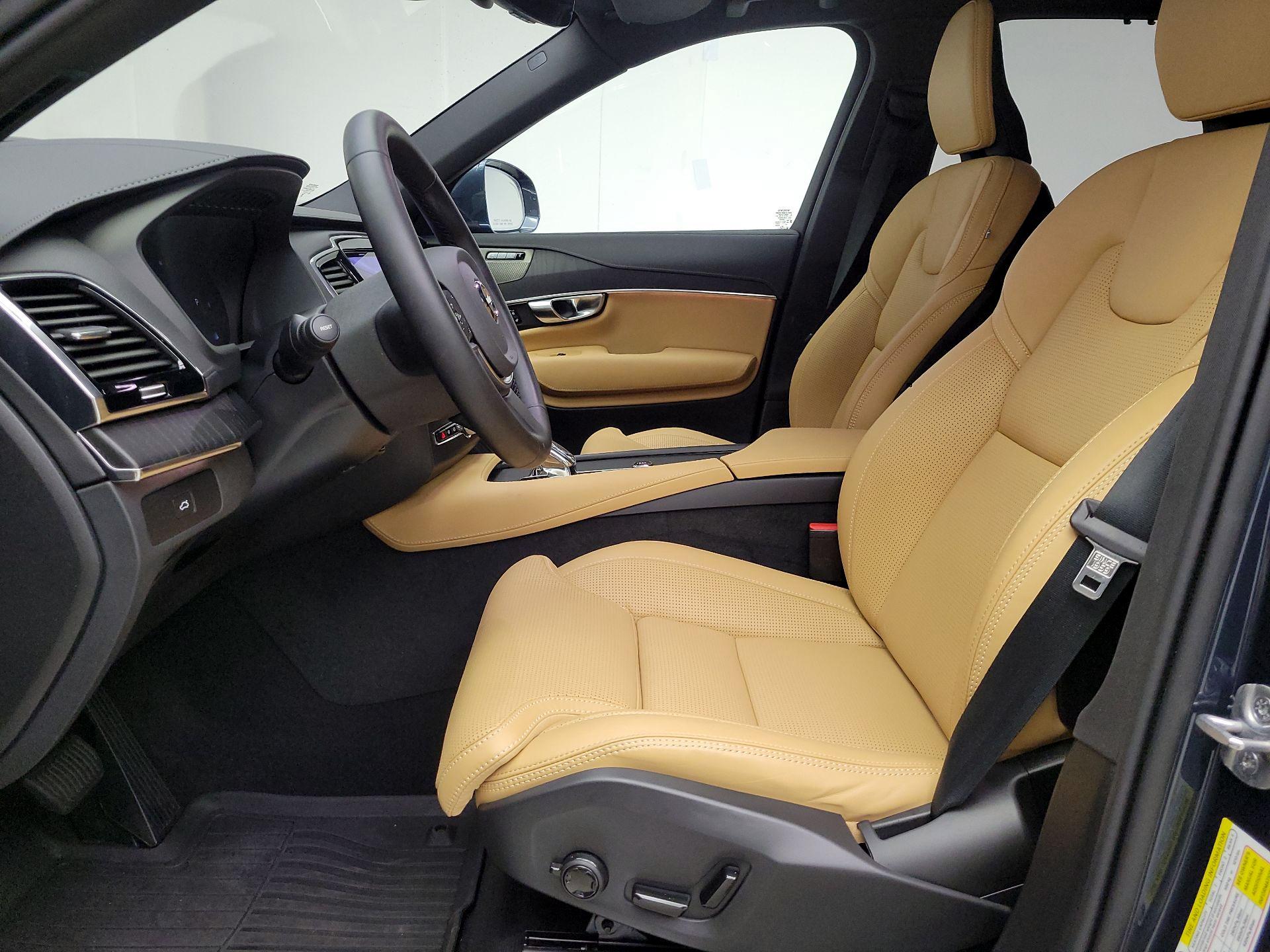 Thumbnail: 2025 Volvo XC90 - 11
