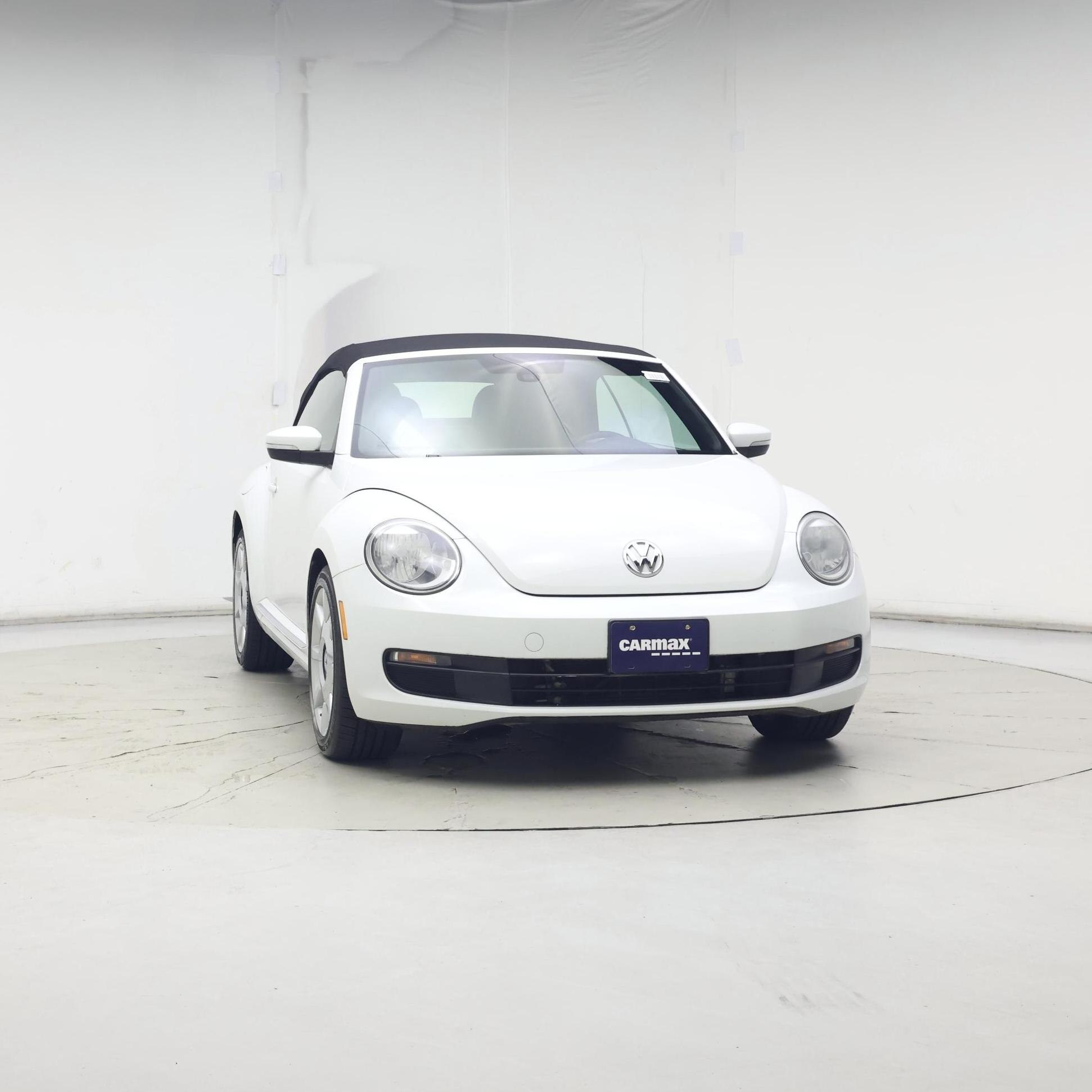Thumbnail: 2016 Volkswagen Beetle - 5