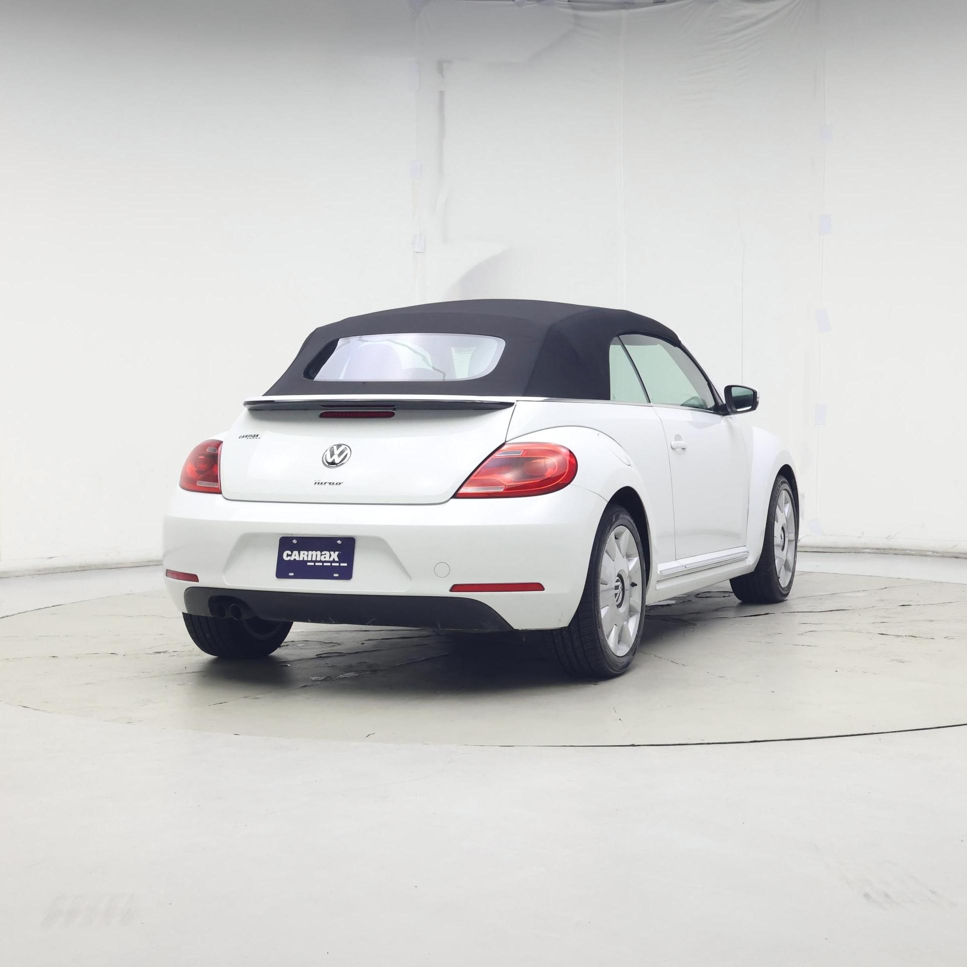 Thumbnail: 2016 Volkswagen Beetle - 8